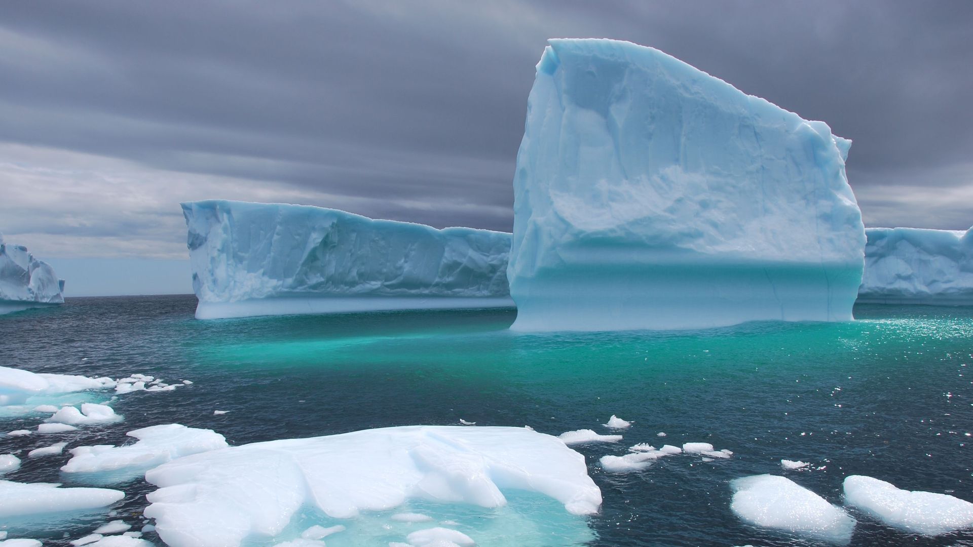 30.000 litres d'eau d'iceberg volés, ils auraient dû servir à faire de la vodka