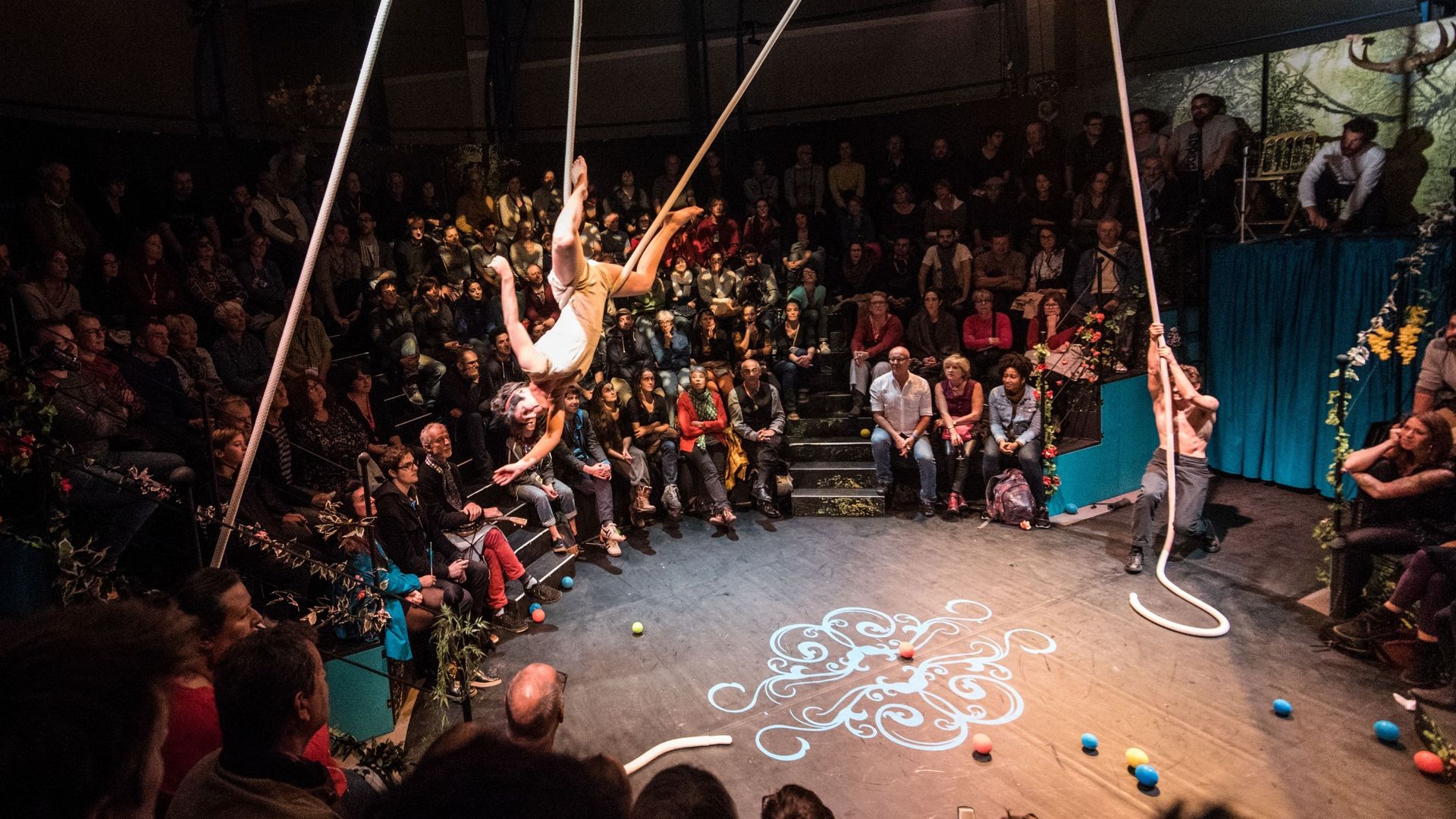 50 représentations prévues au 63ème Royal Festival de Spa avec une variété dans les arts de la scène dont le cirque (ici, le spectacle d'ouverture "Les Princesses").