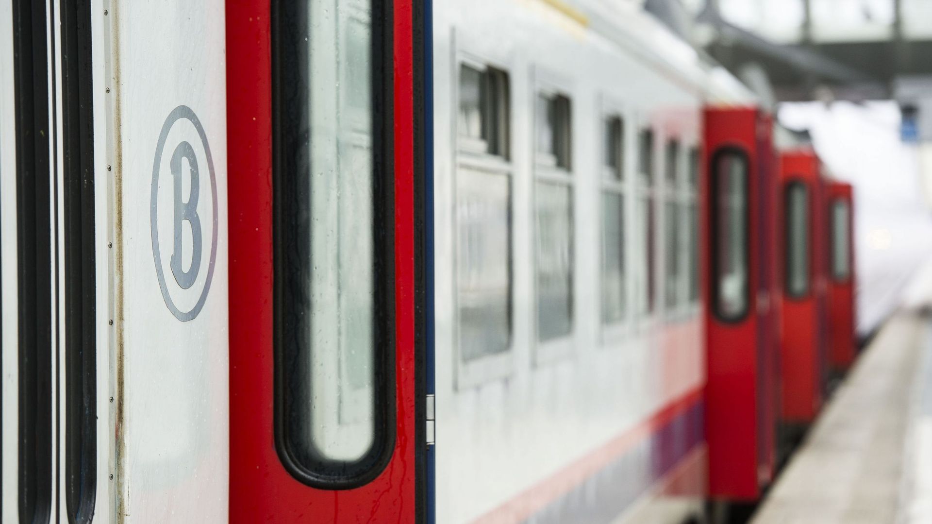 Une altercation opposant deux agents de Securail et deux passagers est survenue à bord d'un train à destination d'Ottignies.