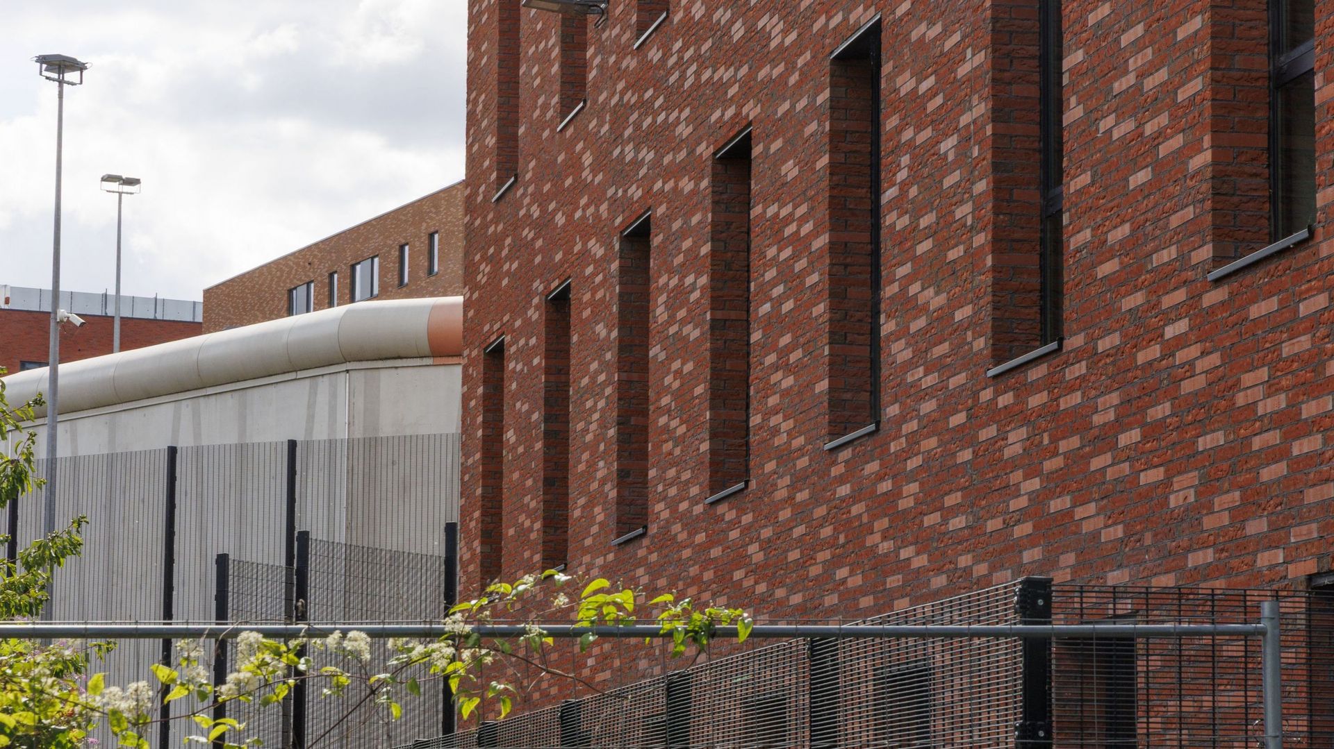 Enquête pour corruption à la prison de Haren : 3 personnes placées sous mandat d’arrêt