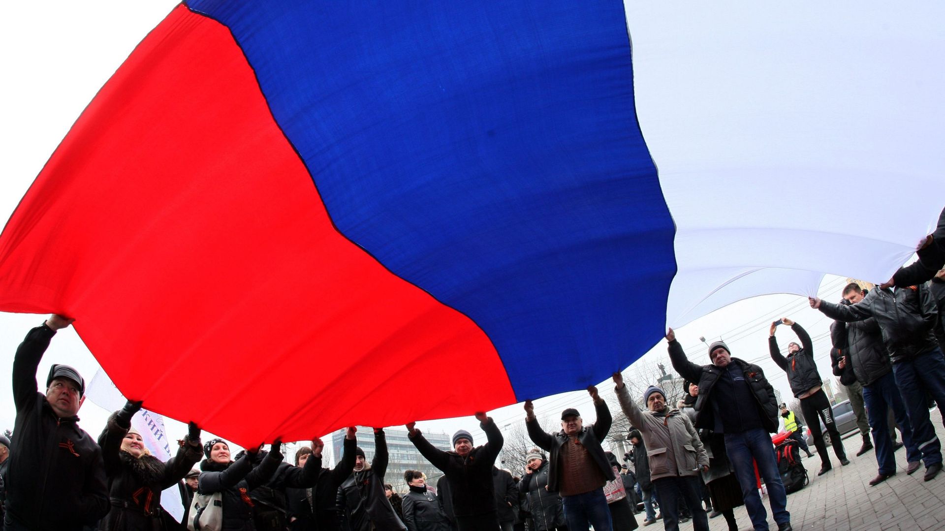 Manifestants pro-russes à Donestk