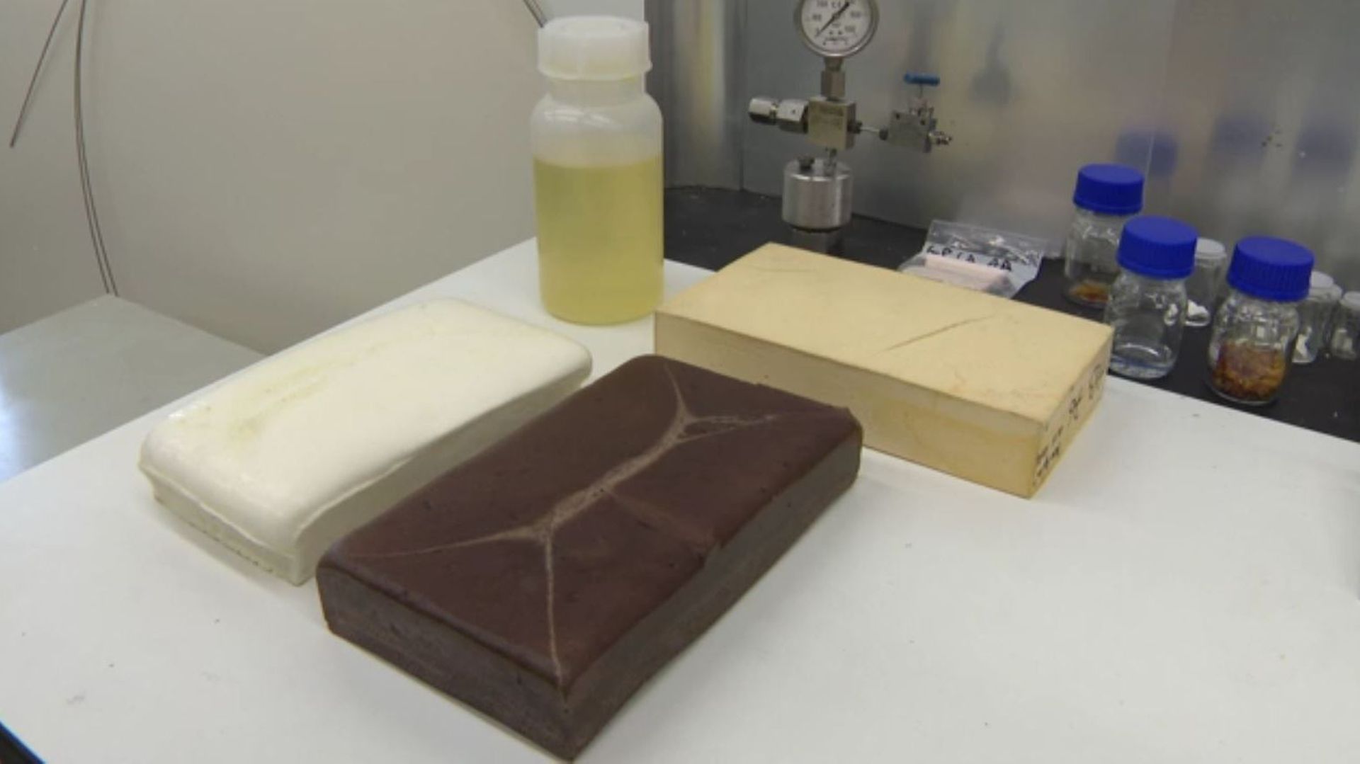 Plaque de polyuréthane réalisée à partir de CO2