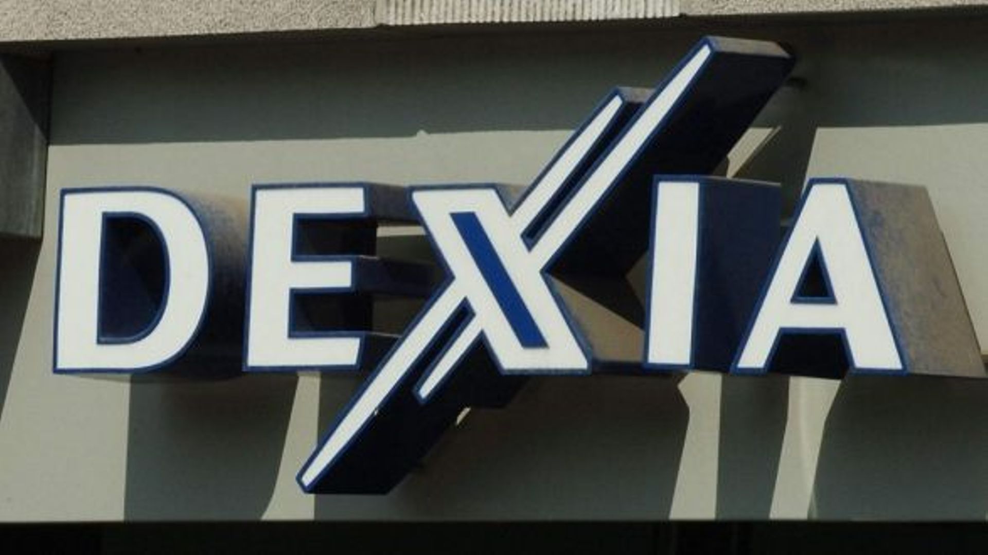 Six milliards 400 millions d'euros pour Dexia, sous contrôle public ...