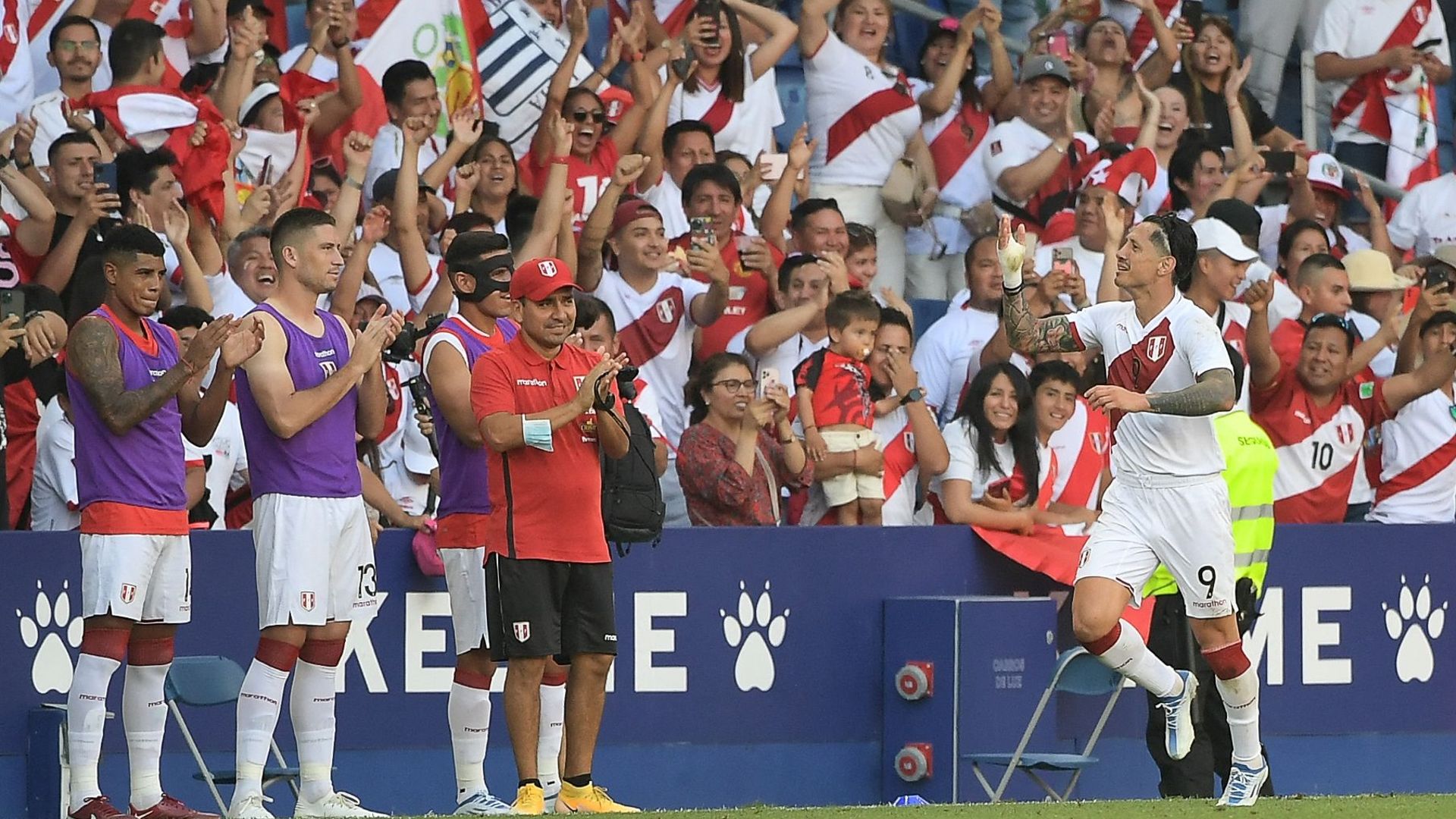 Football : L’équipe du Pérou lors de son match amical face à la Nouvelle-Zélande. Ce lundi 13 juin, les Péruviens joueront face à l’Australie leur qualification pour le Mondial 2022 au Qatar.