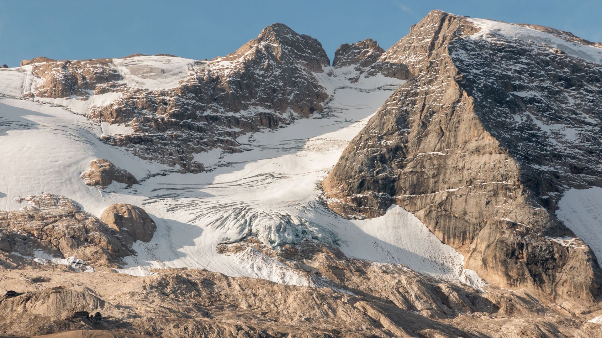 Le Glacier de la Marmolada dans les Dolomites, en Italie, pourrait disparaître en 2050