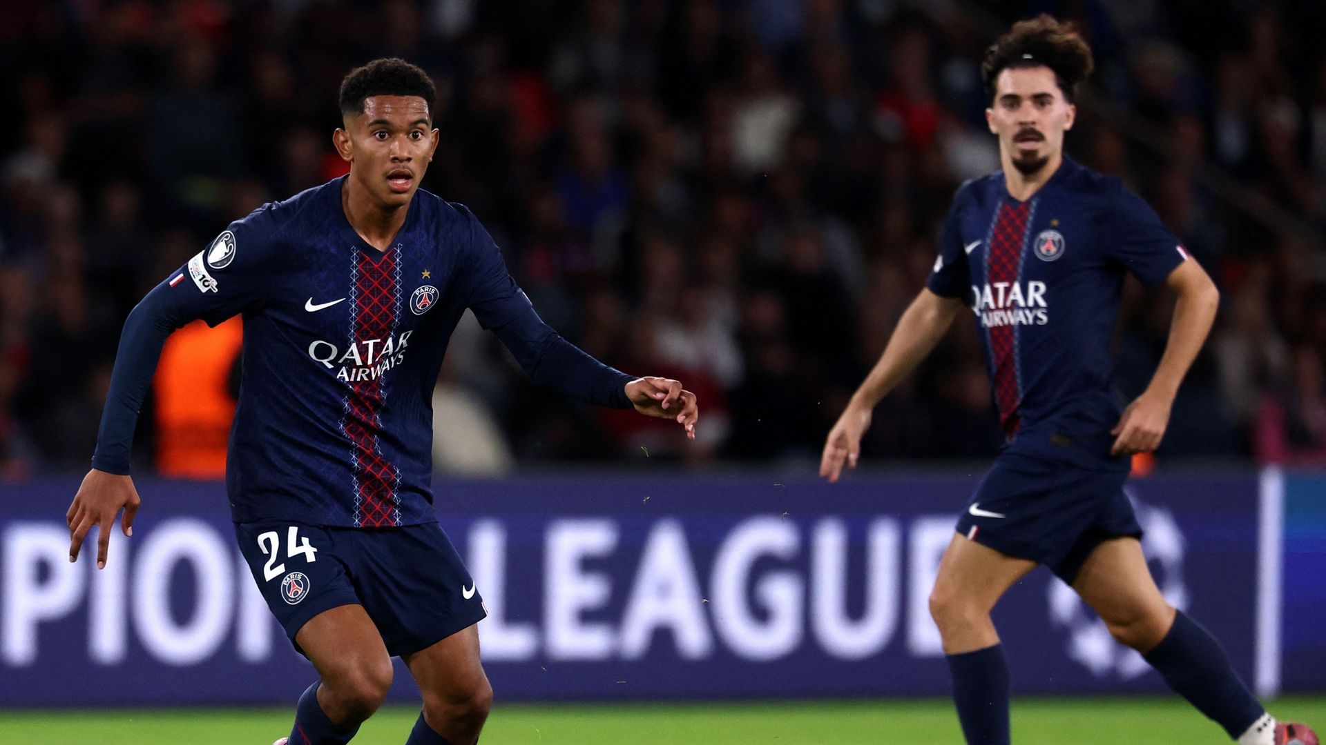 Ligue 1 : le "classique" OM - PSG reporté en raison des intempéries