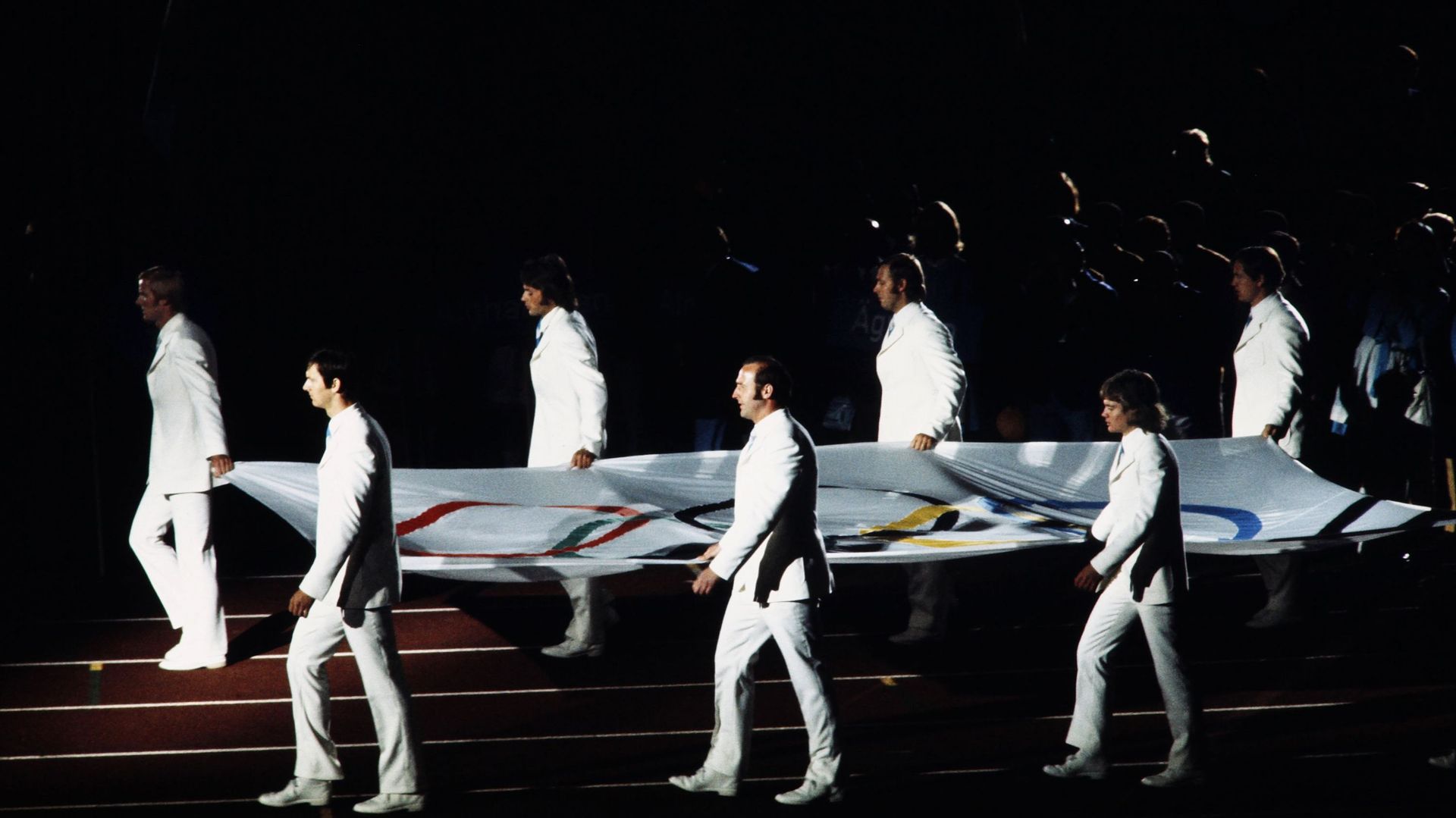 Munich 1972. Avant Séoul 1988, le "drapeau d'Anvers" était encore visible aux Jeux.  