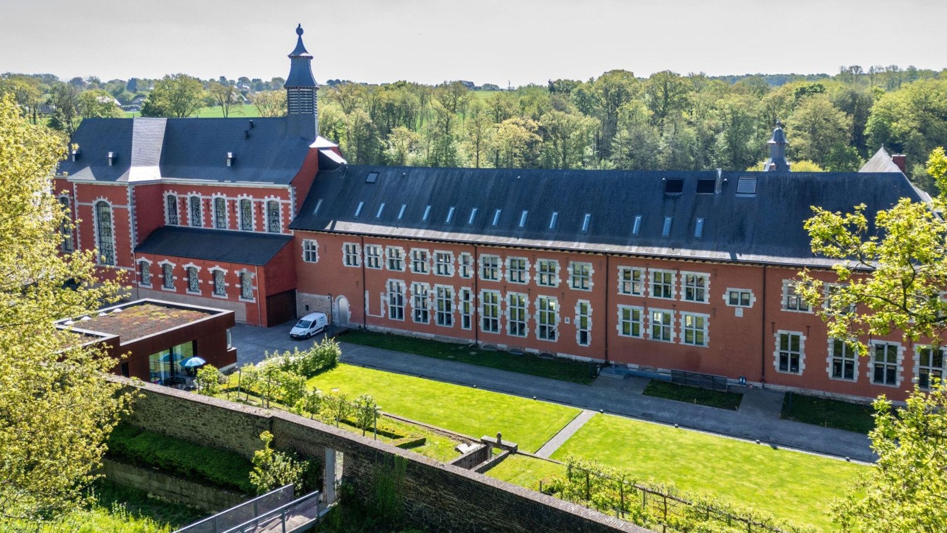 L’abbatiale restaurée de la Paix-Dieu, à Amay, devient un lieu de formation aux métiers du patrimoine