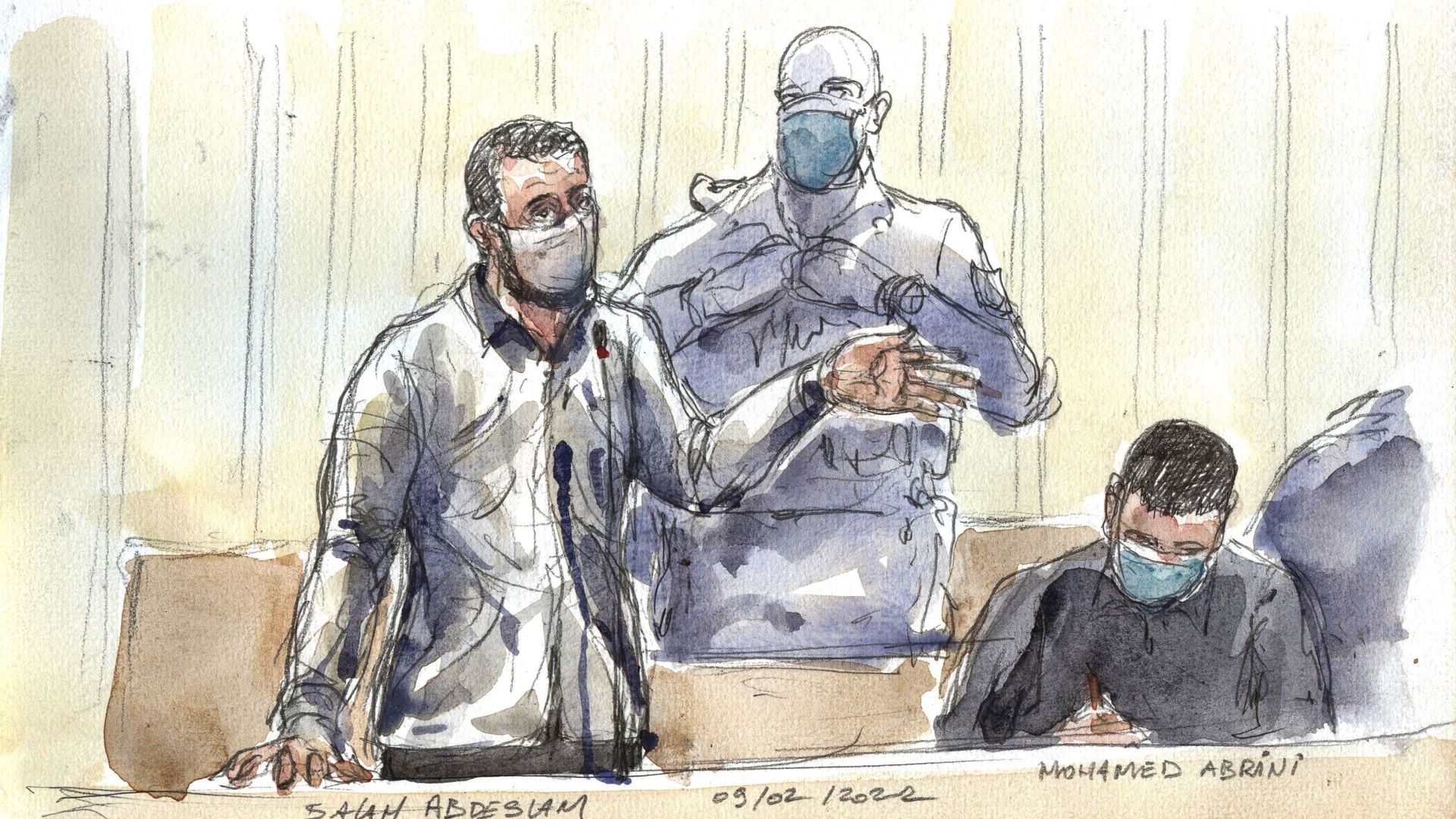 Croquis d'audience réalisé le 9 février 2022 montrant le prévenu Salah Abdeslam debout devant la cour d'assise spéciale de Paris lors du procès des attentats de novembre 2015.