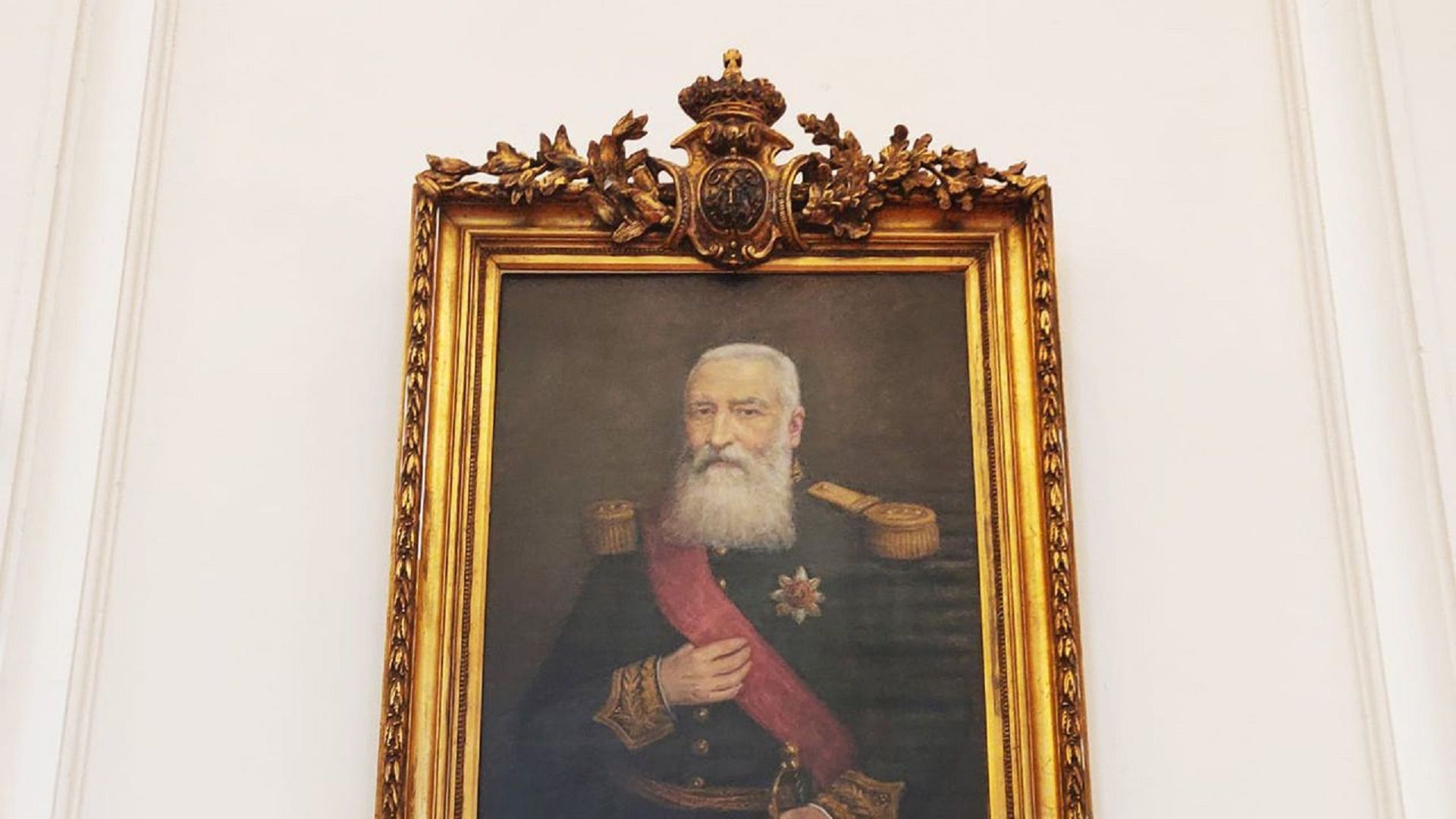 Le portrait de Léopold II sera retiré.
