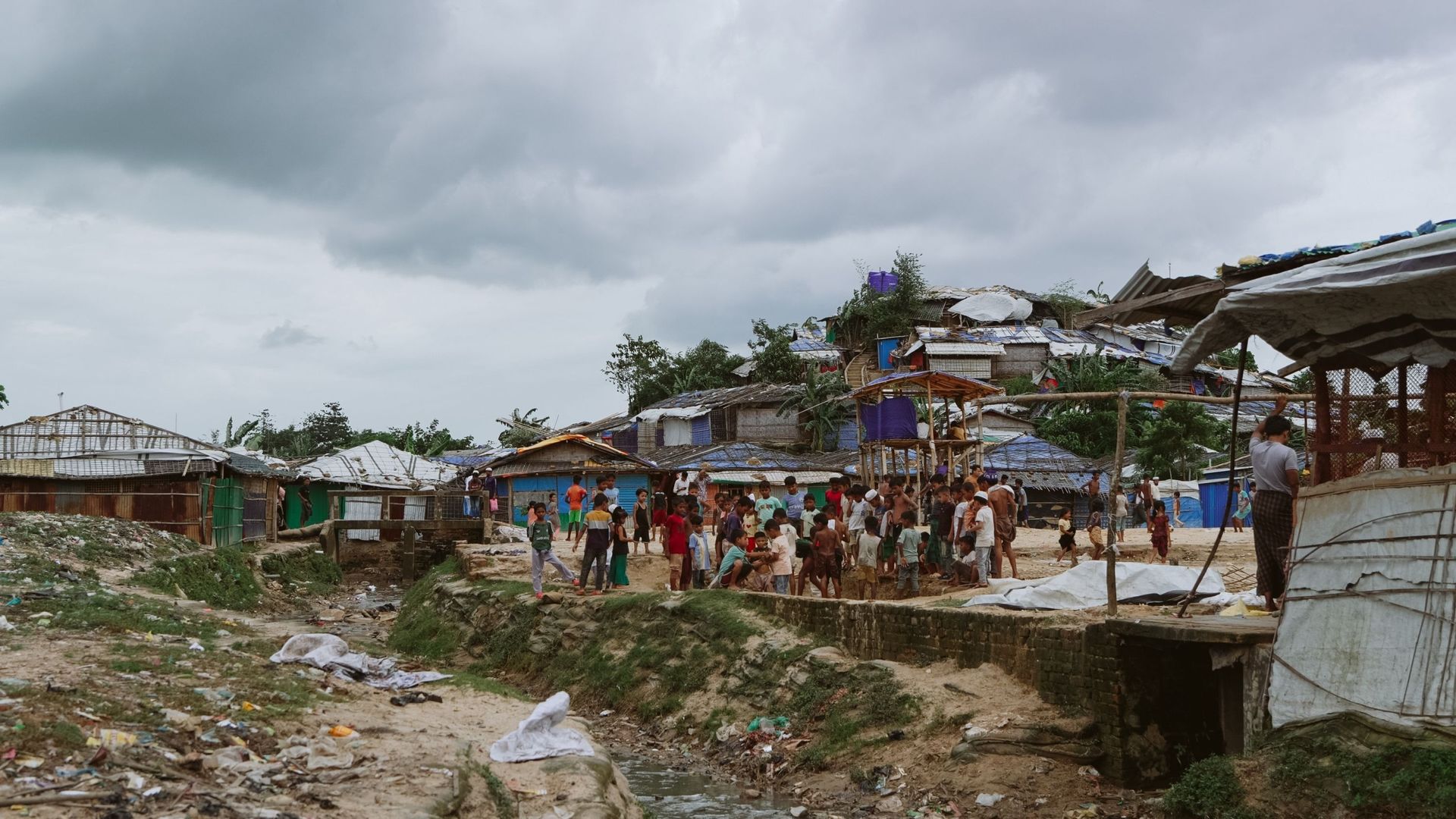 “Aquí está el mundo”: los rohingyas, este pueblo rechazado que huye constantemente