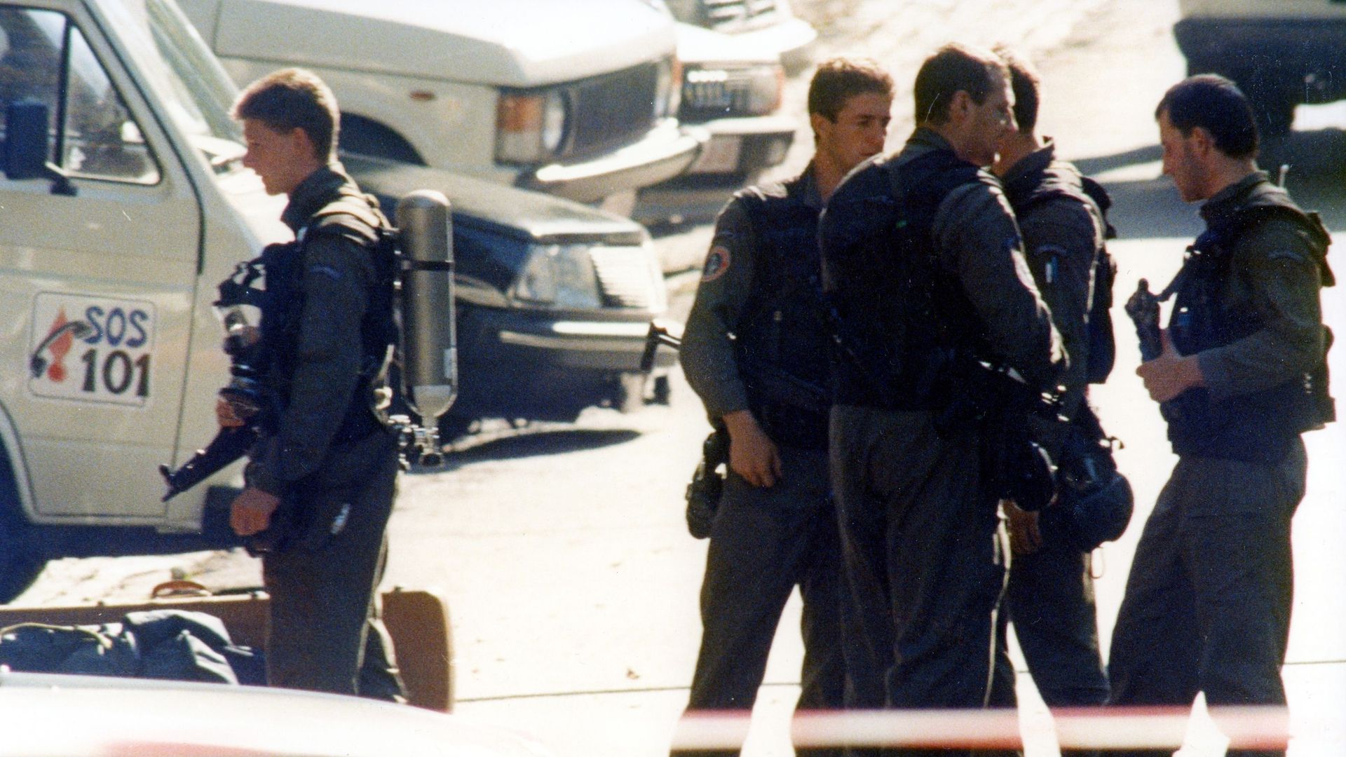 Un groupe d'intervention spécial de la police près de la maison des Jeuris le 20 septembre 1989.