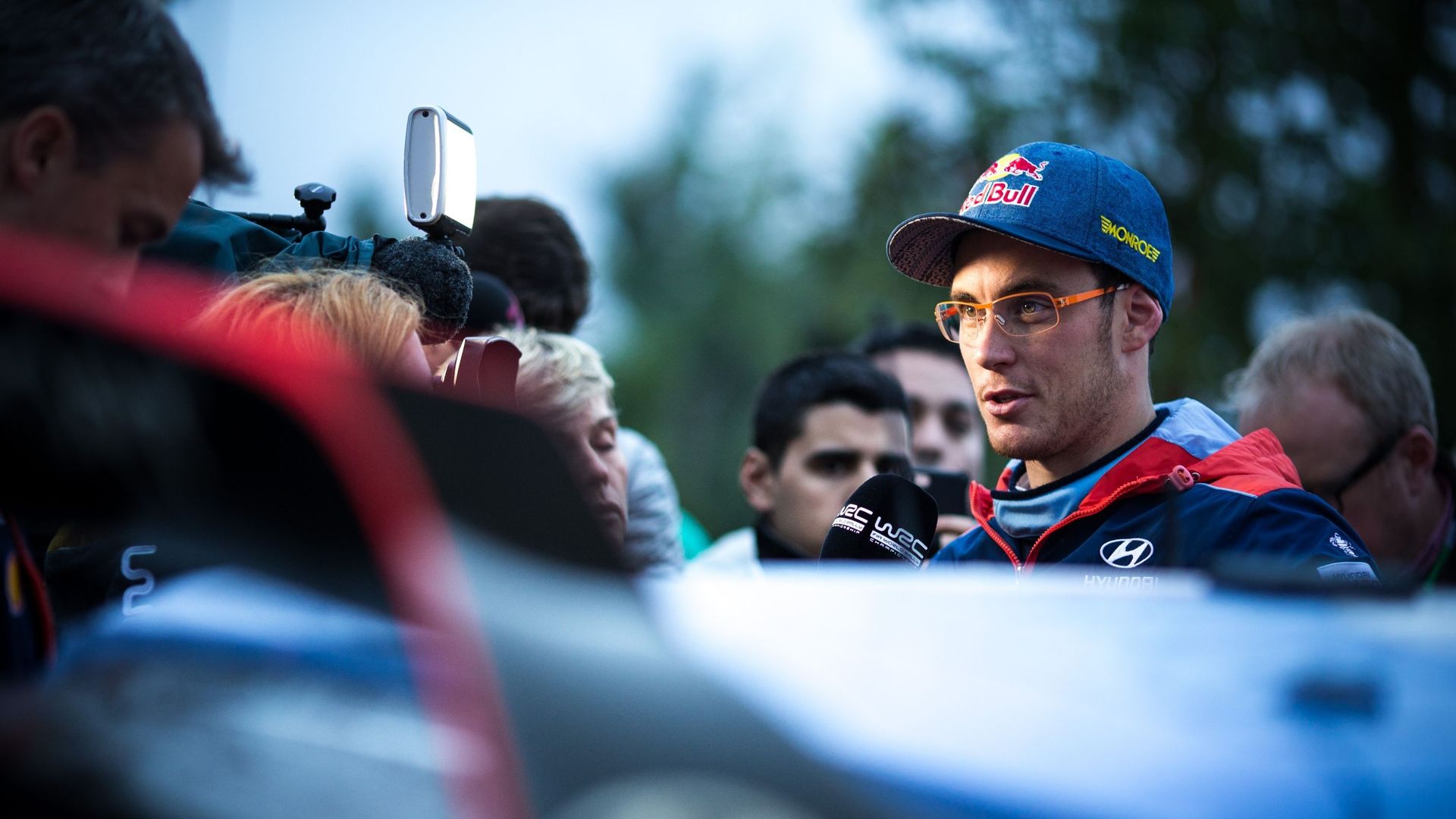 Le portail d'Ogier, le rocher d'Evans, Neuville fait 'mieux qu'un ...