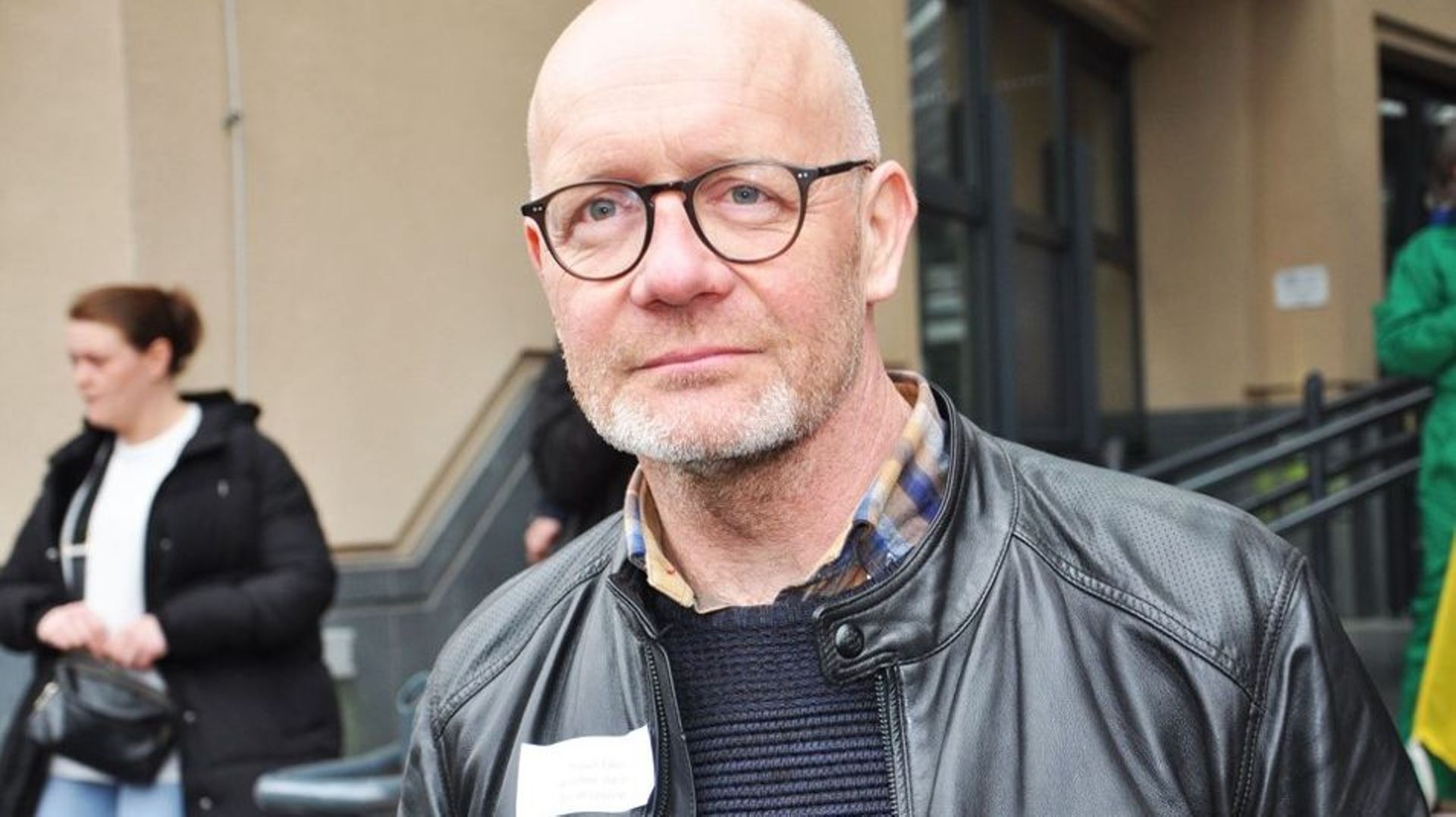 Tournai : un petit agriculteur attaque en justice Total Energies pour dénoncer la responsabilité du géant du pétrole dans le dérèglement climatique – RTBF Actus