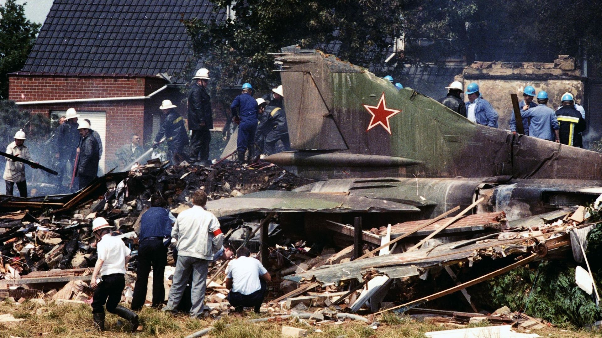 Carcasse du MIG-23 qui s'est écrasé à Kooigem en 1989
