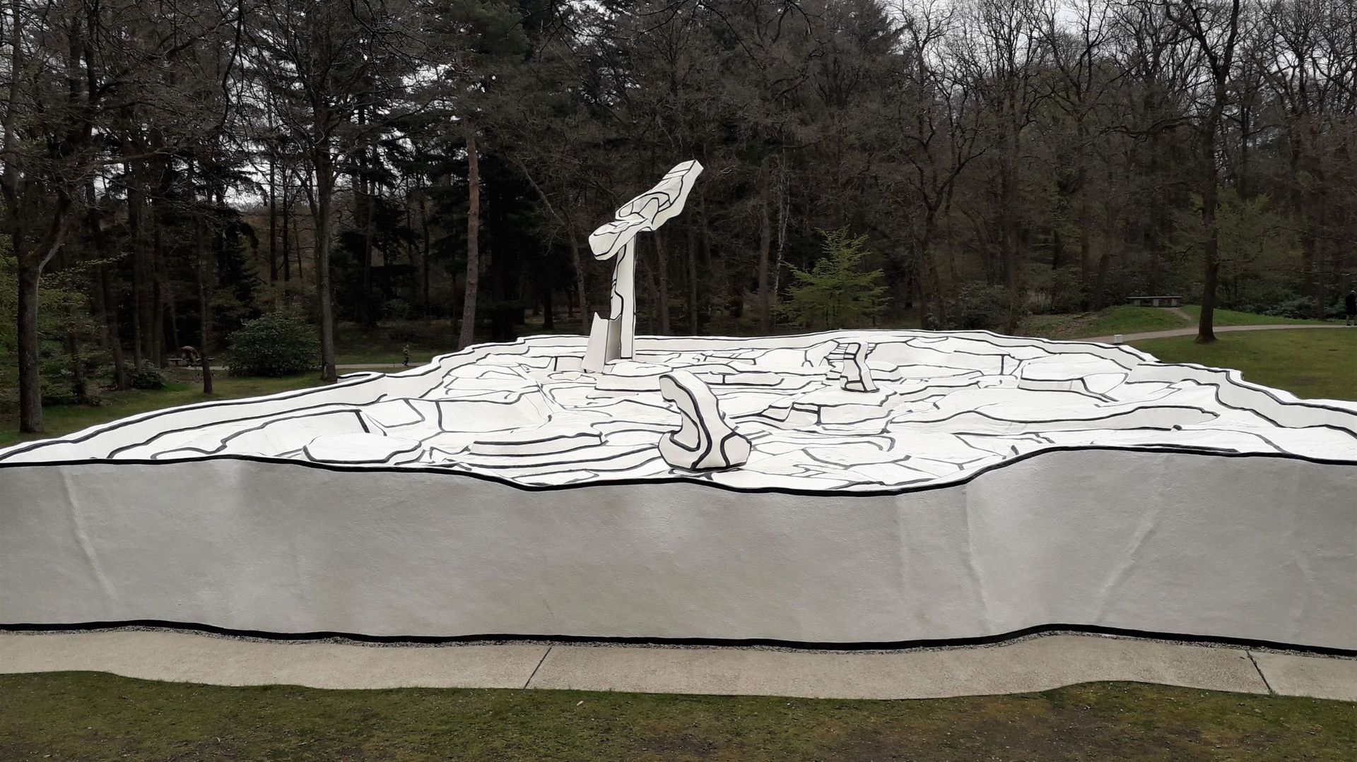 Jardin des sculptures, Jean Dubuffet (1)