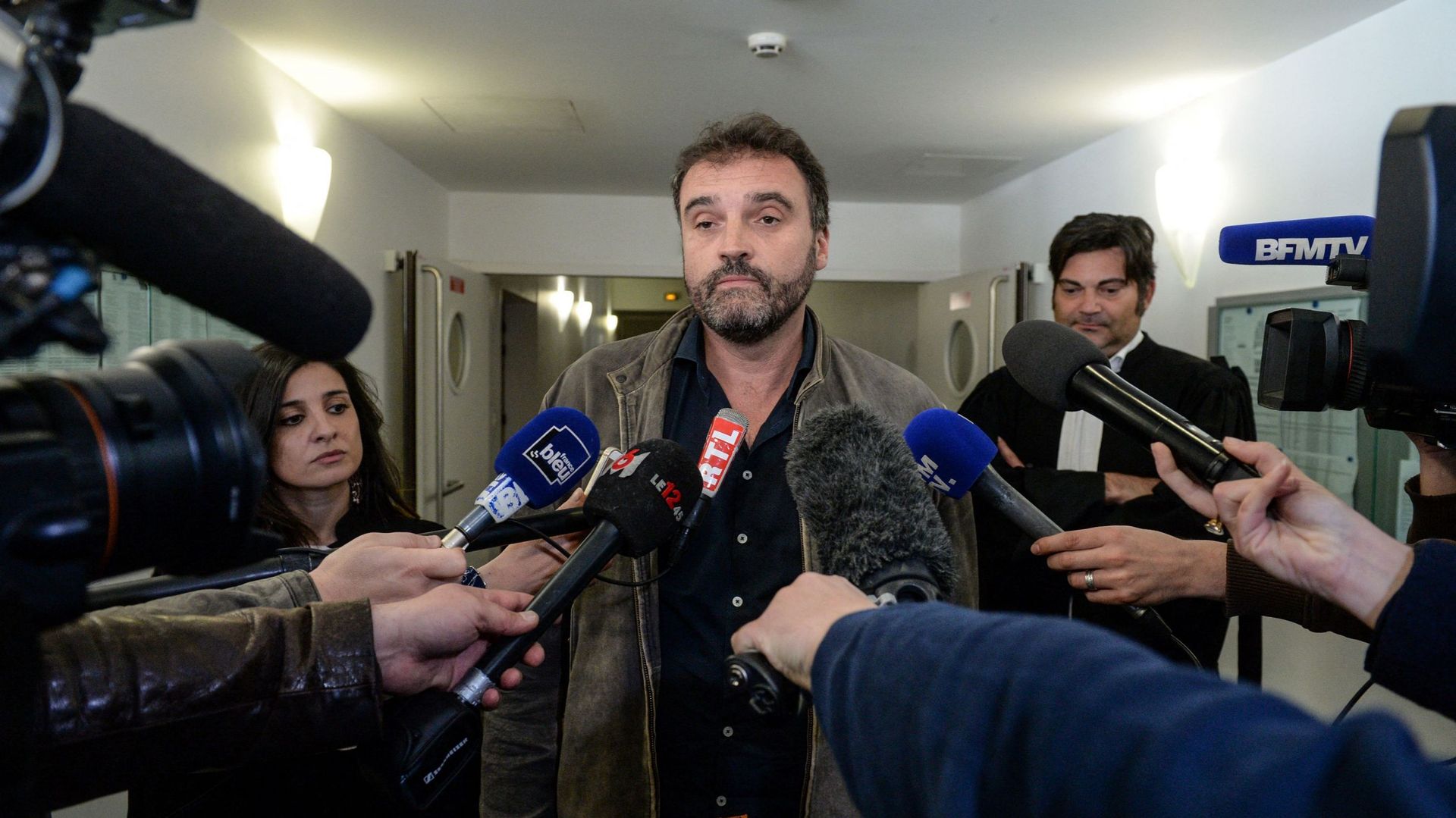 France : début du procès de l’ex-anesthésiste ce 8 septembre, jugé pour 30 empoisonnements, dont 12 mortels
