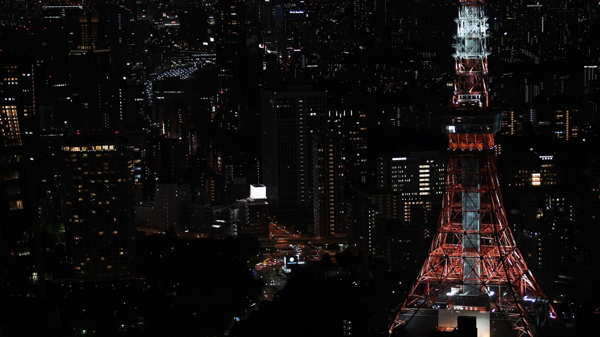 Tokyo se prépare au passage du violent typhon Faxai