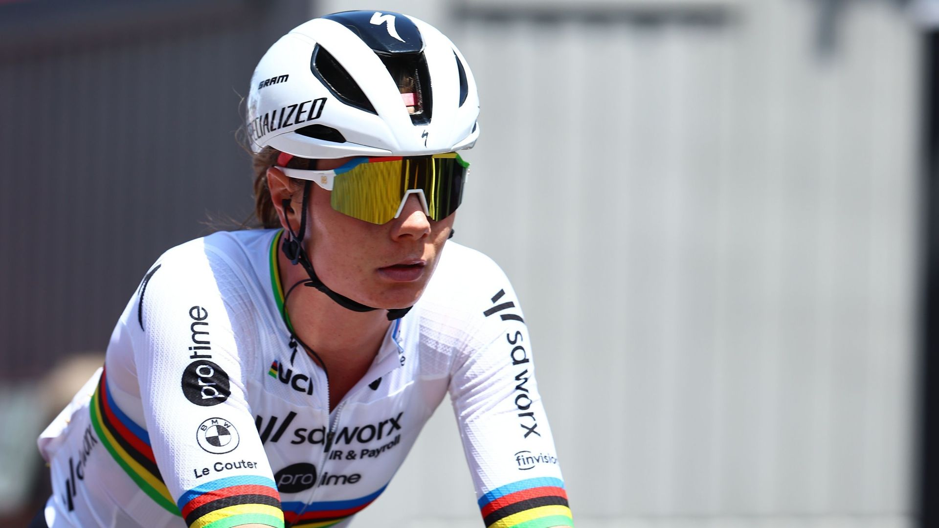 La perte du maillot arc-en-ciel, un mal pour un bien pour Kopecky : "Elle était déjà exténuée mentalement avant le début de la saison"