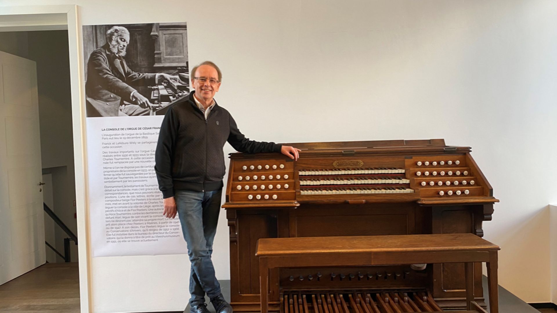 Visite guidée de l'espace César Franck avec le pianiste et conférencier, Patrick Dheur.