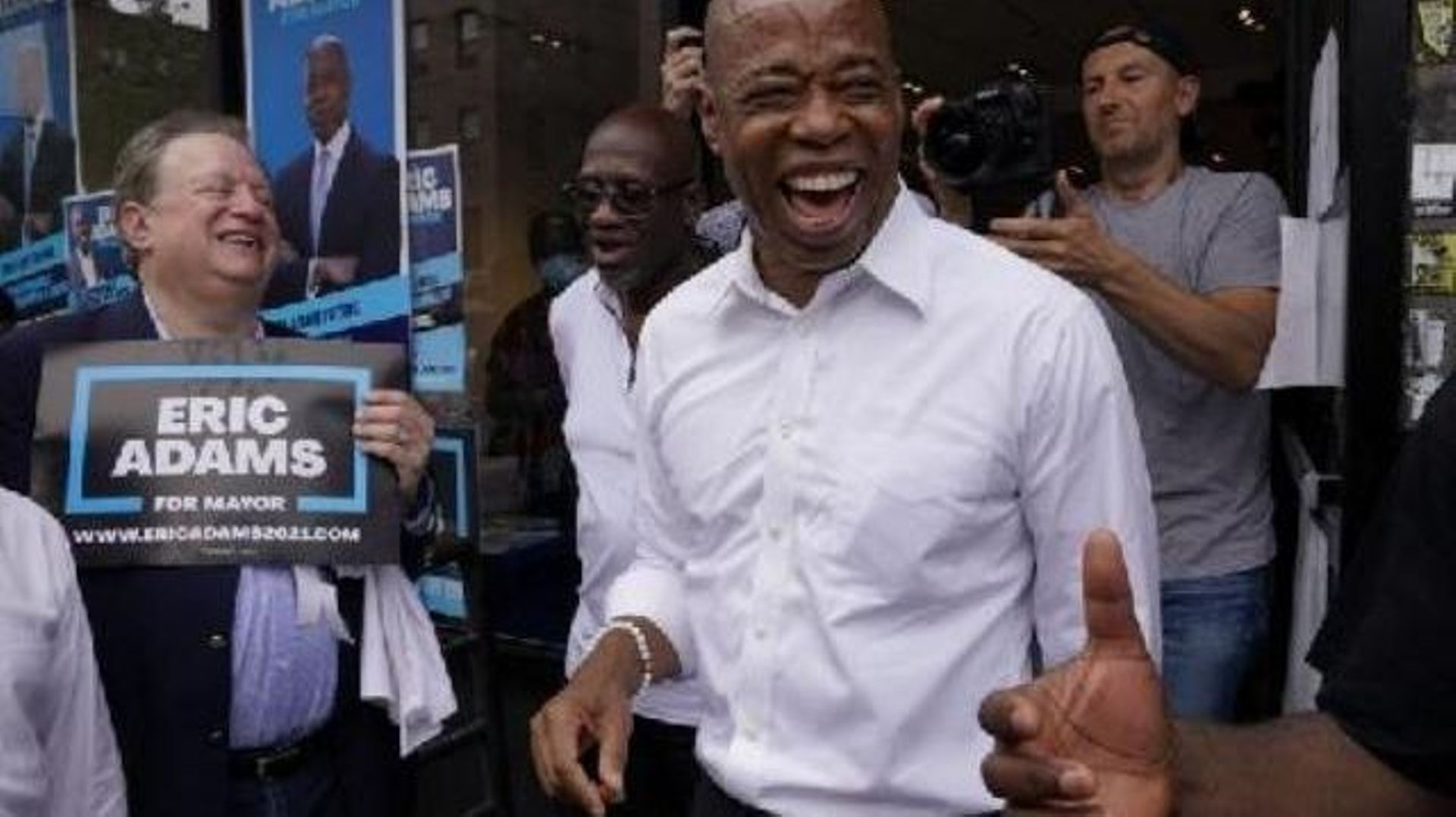New York: scrutin incertain pour désigner le prochain maire, l'ex-policier Adams favori