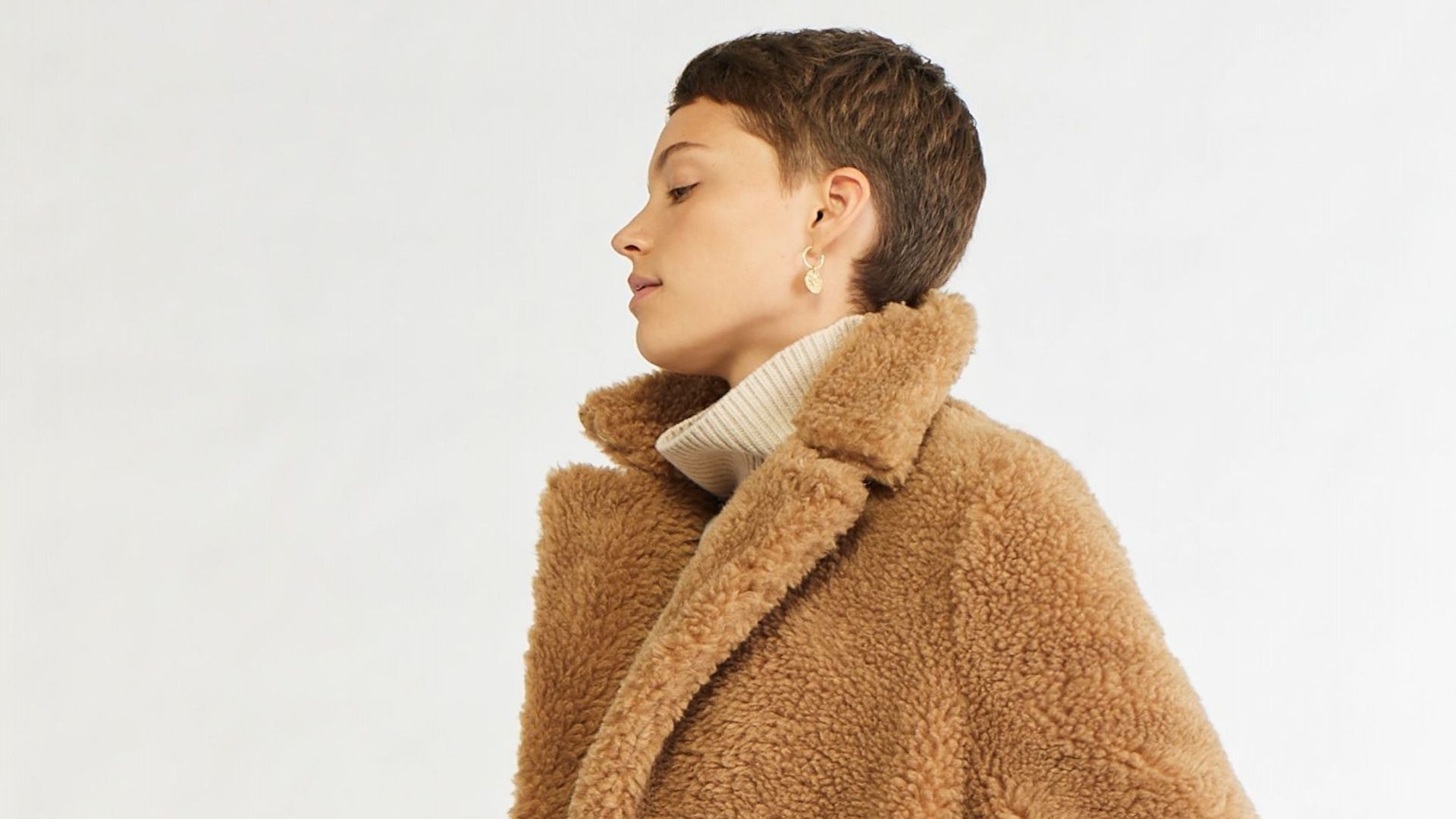 Le manteau Made in France conçu à partir de la laine de chanvre d'Ecopel signé Vanessa Bruno.