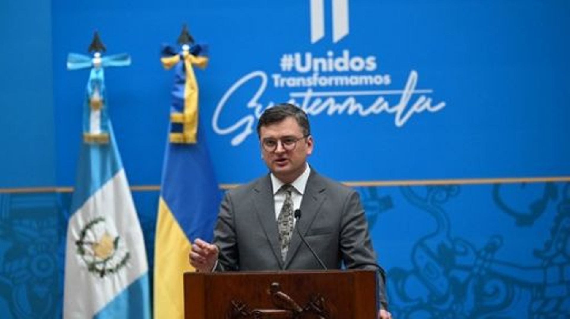 Ukrainian Foreign Minister Dmytro Kuleba speaks during a press conference at the Culture Palace in Guatemala City on May 11, 2023.  JOHAN ORDONEZ / AFP