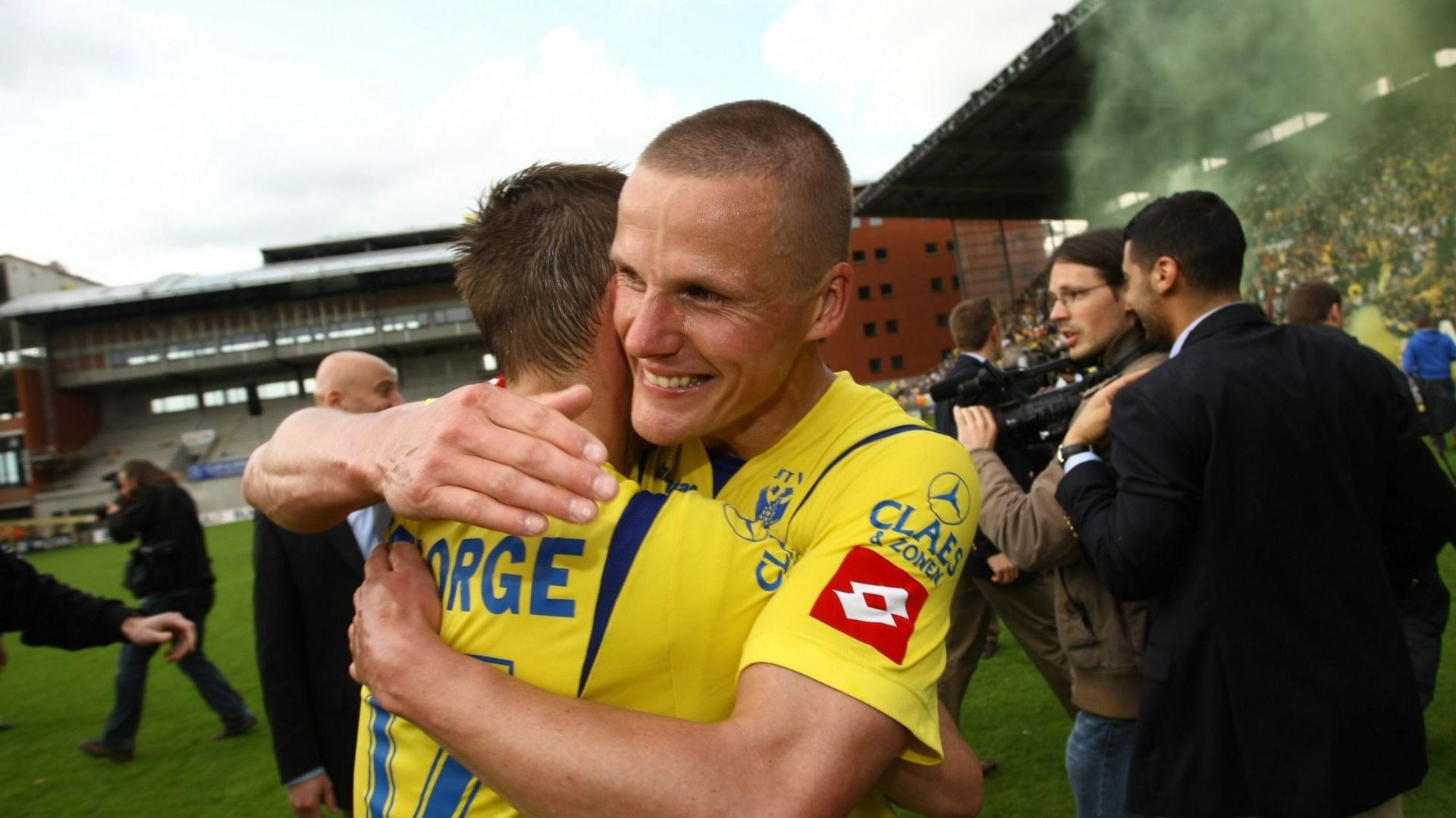 Marc Hendrikx signe à l'AS Eupen RTBF Actus
