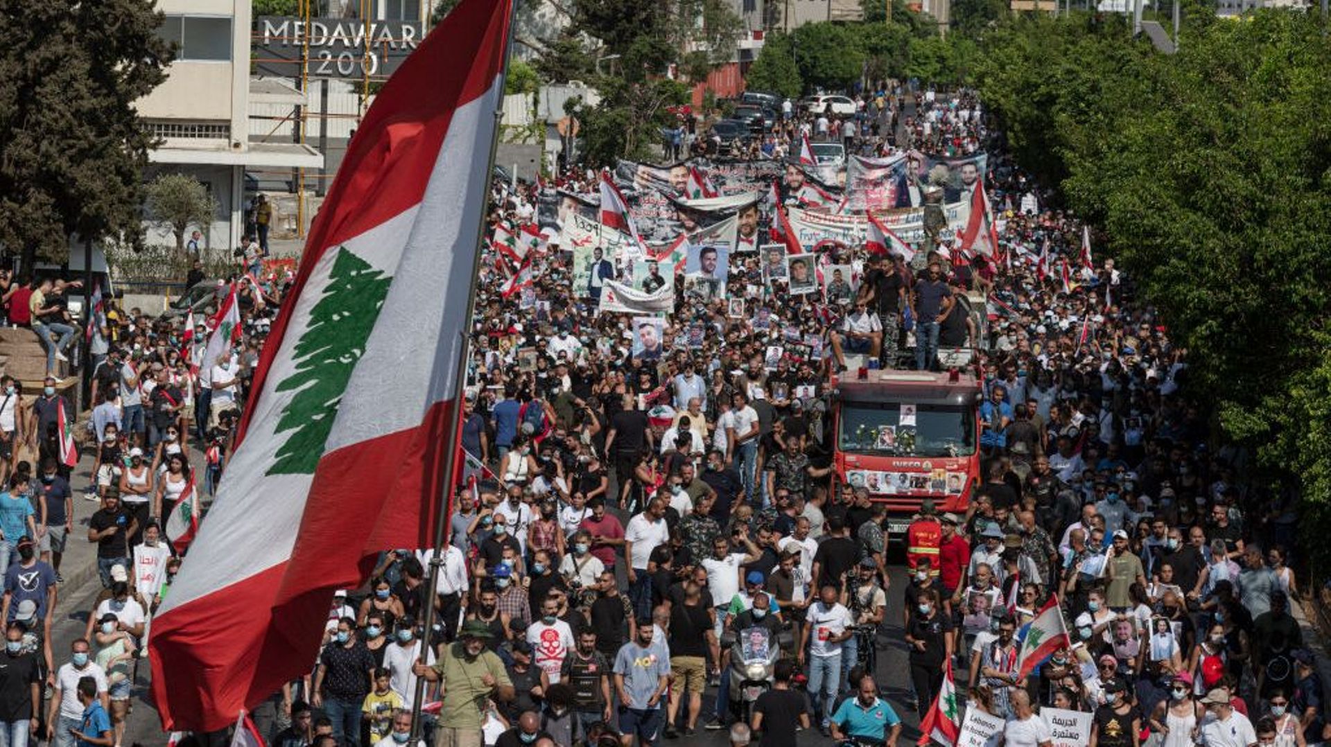 Liban : Heurts entre policiers et manifestants près du Parlement à Beyrouth