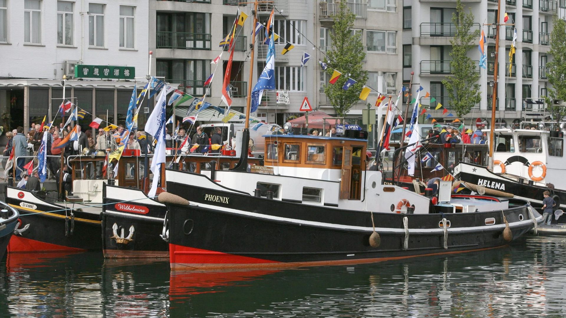 Navires se trouvant dans le port d’Ostende pour la septième édition du "Ostende voor Anker".