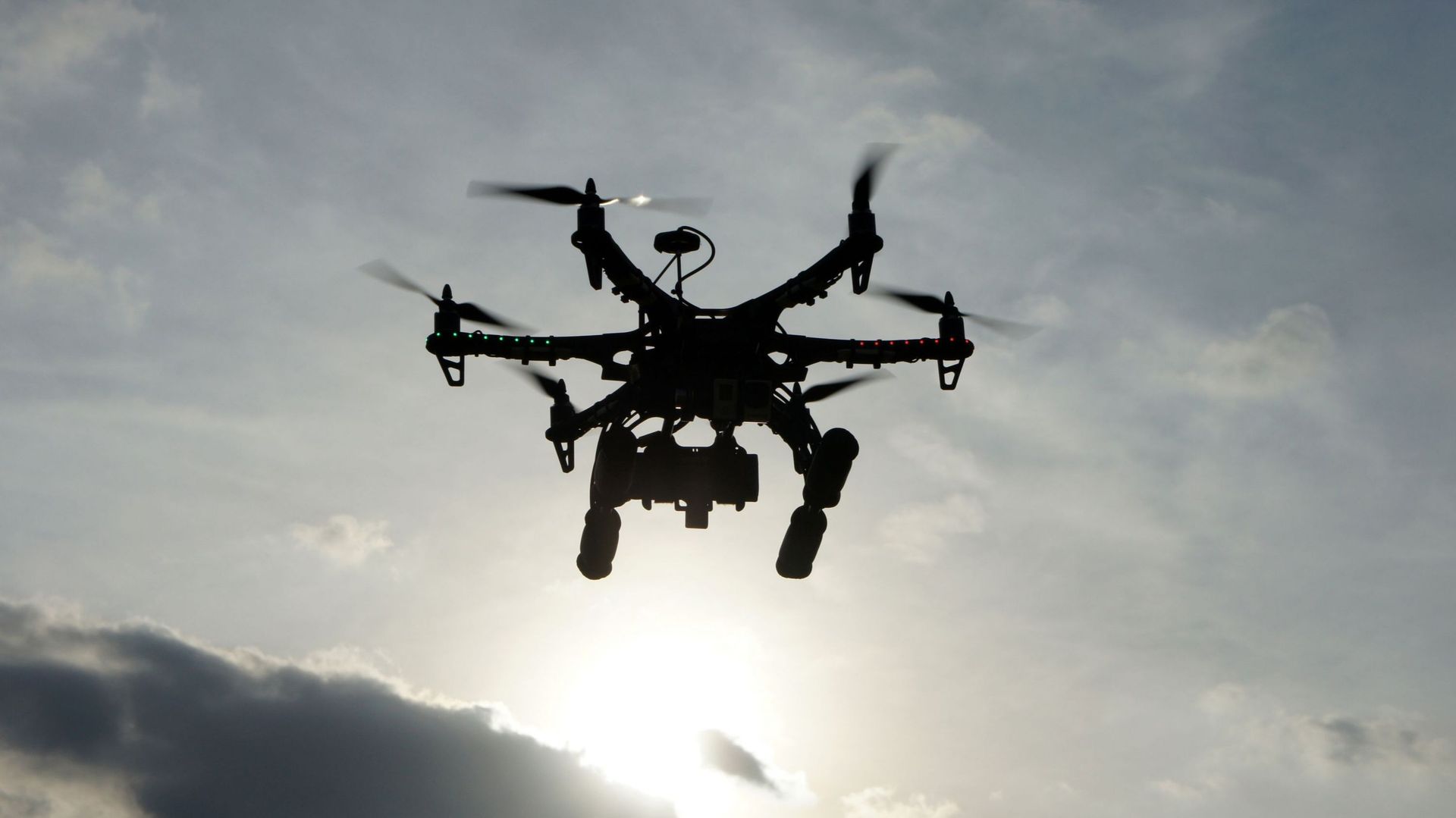 Coronavirus en Belgique : la police déploiera des drones dans le Limbourg lors des fêtes de fin d’année