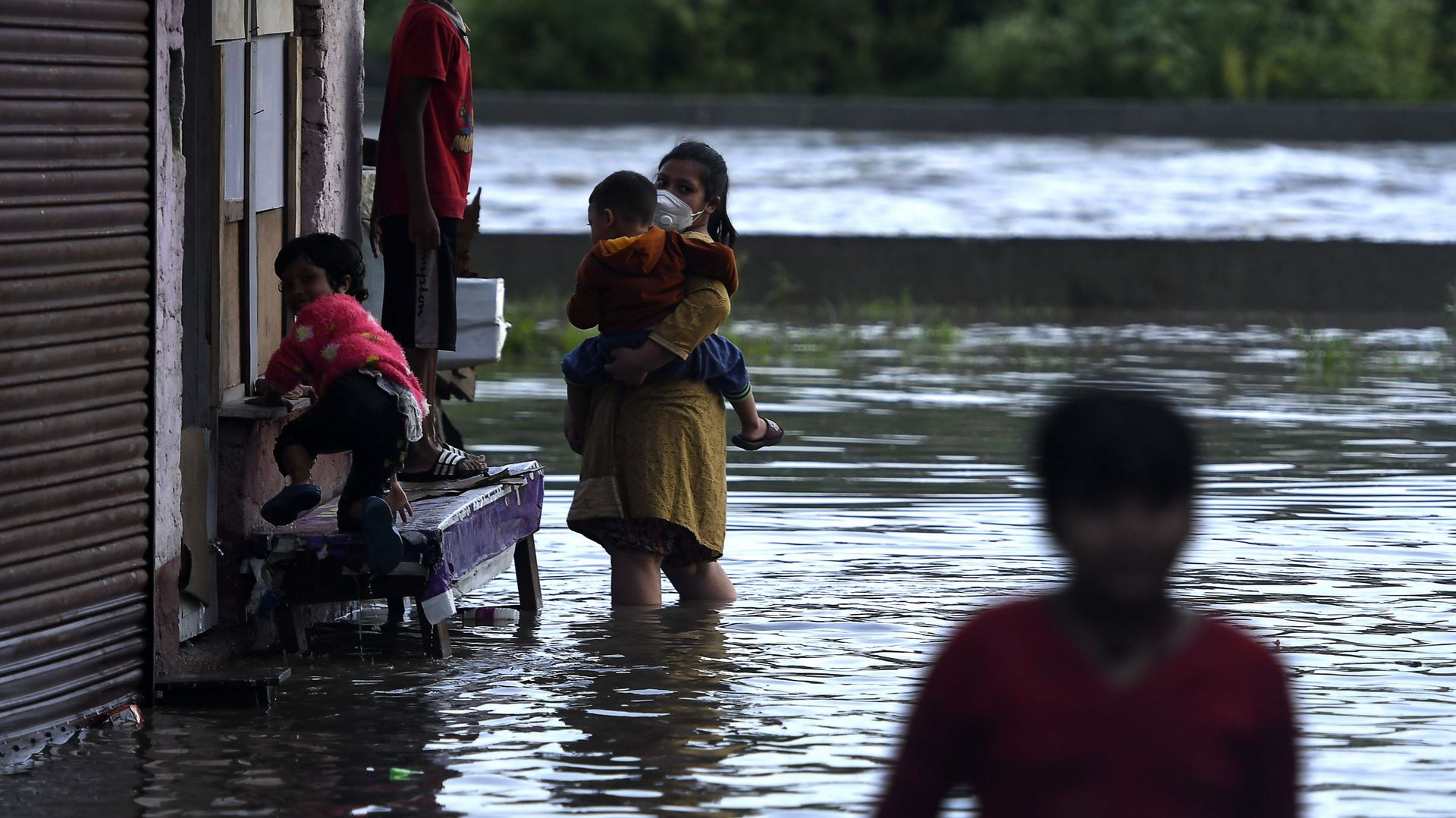 Inondations dues à la mousson dans les environs de Katmandou, le 20 juillet 2020