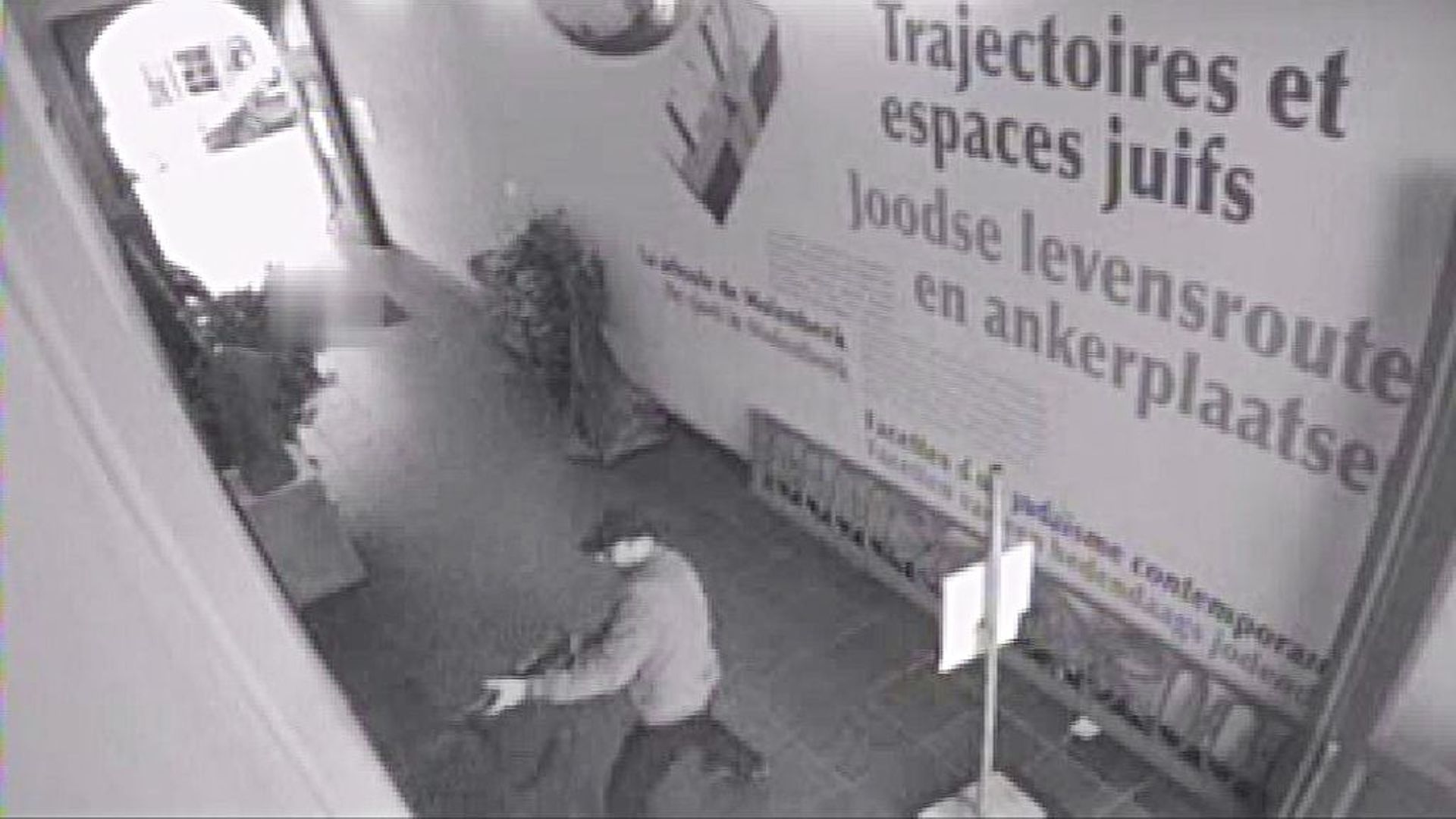 Musée juif: "Triple assassinat et tentative d'assassinat terroristes"