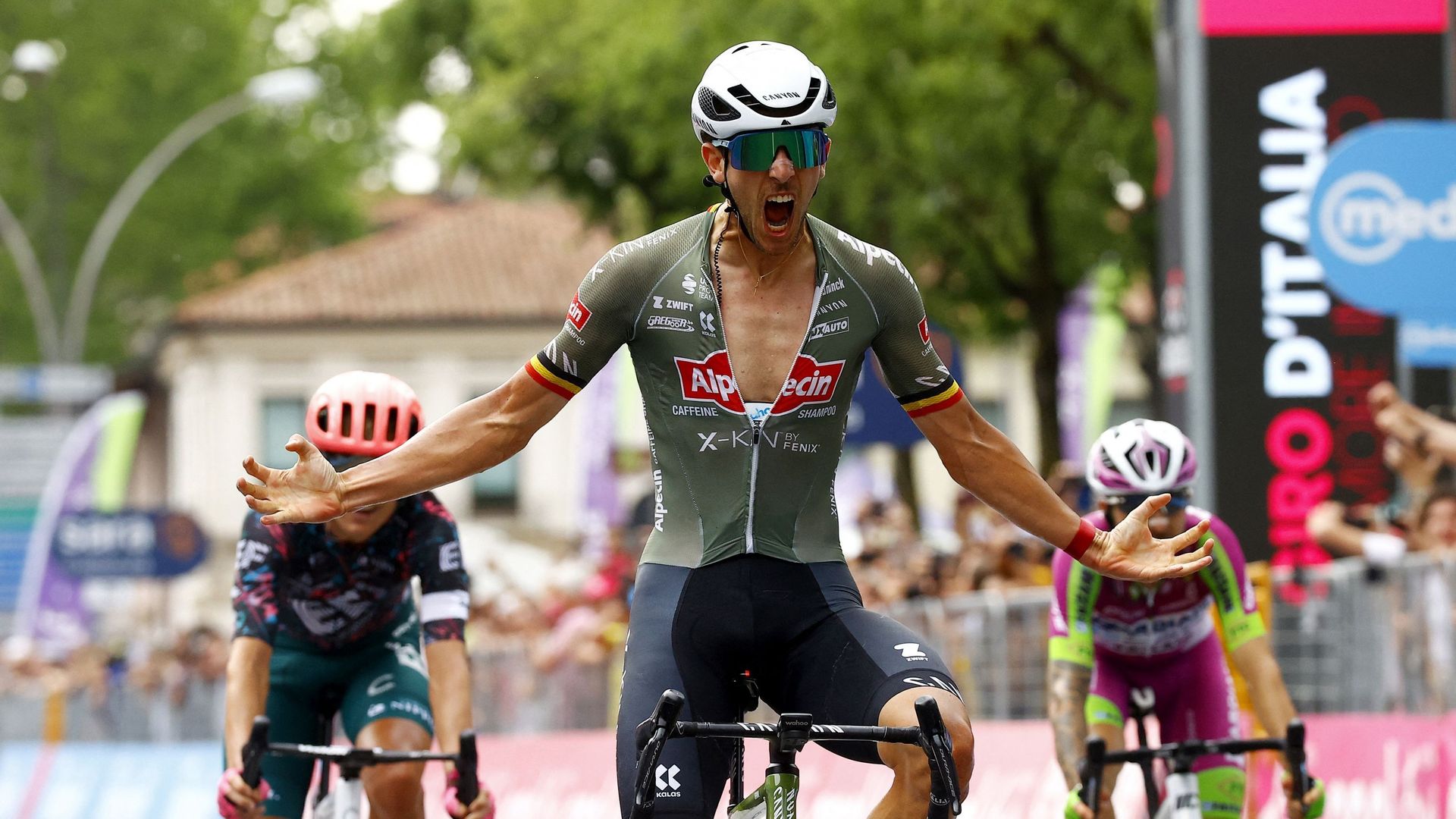 Dries De Bondt remporte la 18e étape du Giro.