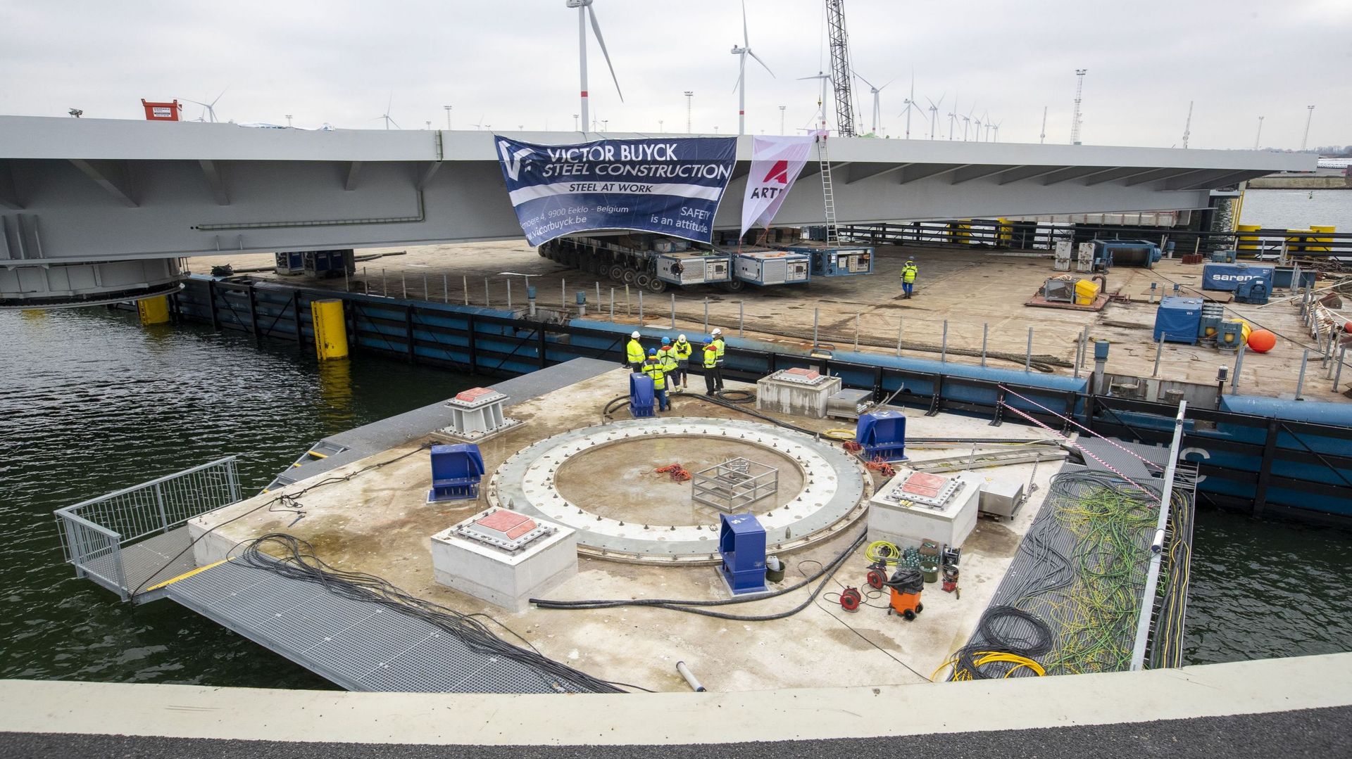 Le port de Zeebrugge disposera bientôt du plus grand pont mobile d'Europe