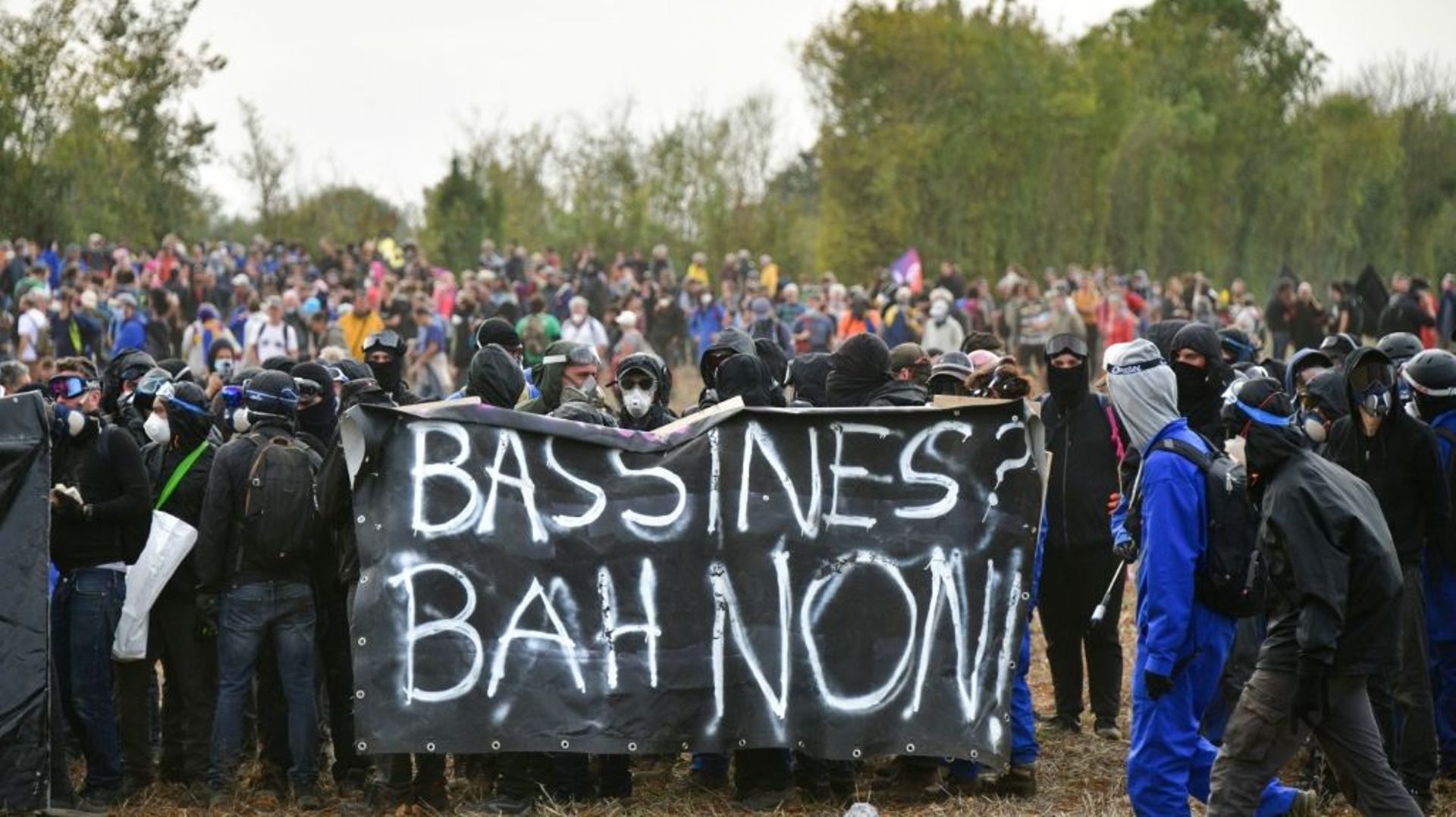 Manifestation contre la construction d’une "mégabassine" le 29 octobre 2022 à Saint-Solin dan les Deux-Sèvres.