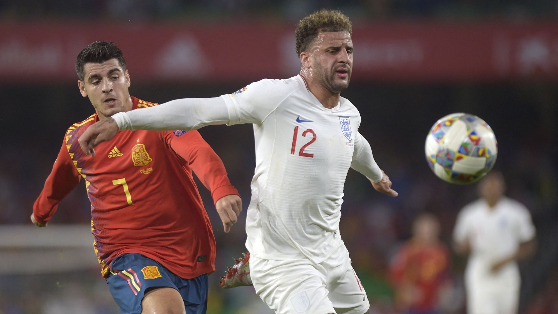 Uncommon confrontations and no development: Spain and England advance into unknown territory