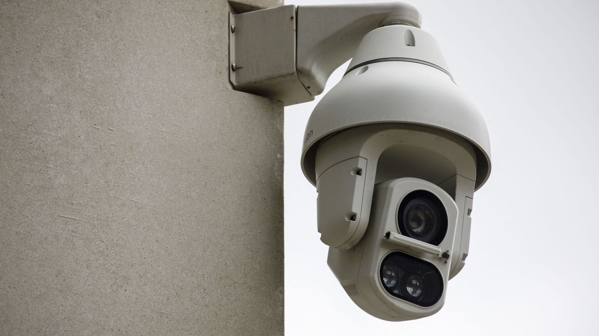 Une caméra de sécurité qui reconnaît les visages - La Libre