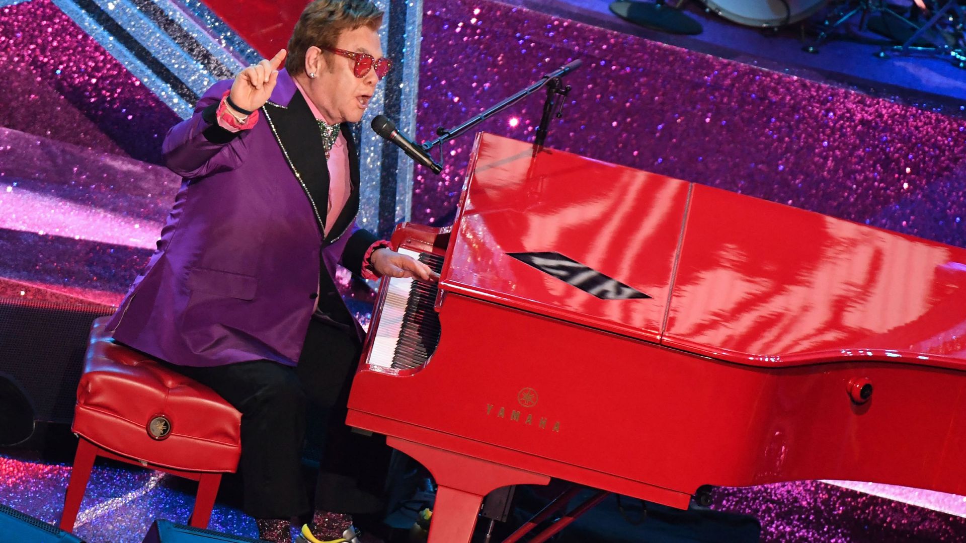 Elton John sera le samedi 11 juin 2022 à Paris La Défense Arena, pour son tout dernier concert en France.