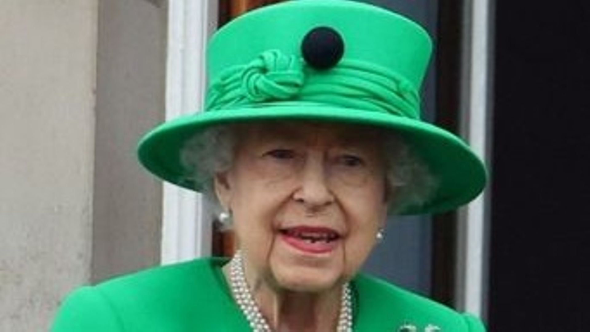 La reine Elisabeth II, deuxième plus long règne de l'Histoire