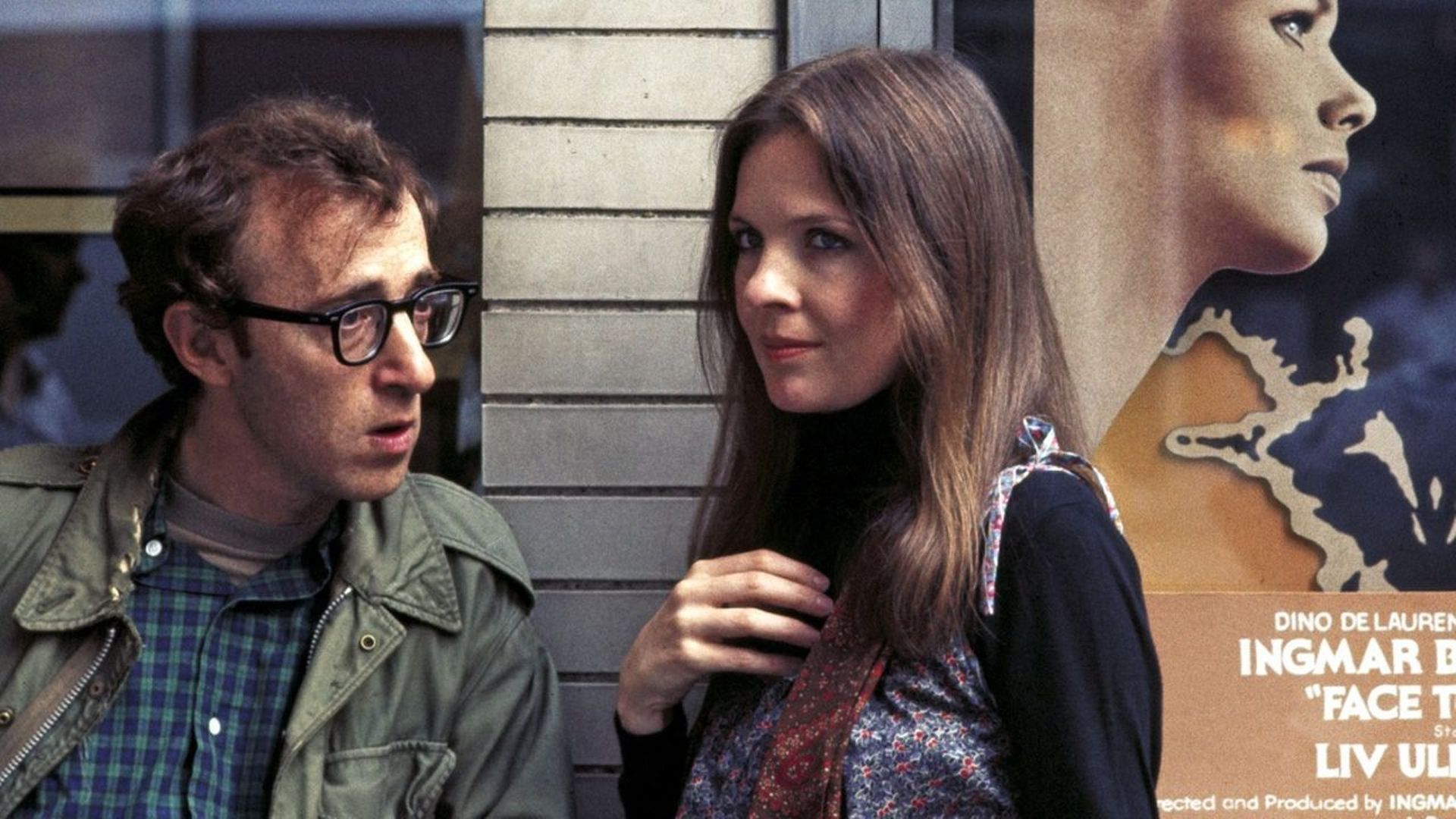 Woody Allen et Diane Keaton sont au cinéma et au Cinéma dans "Annie Hall"
