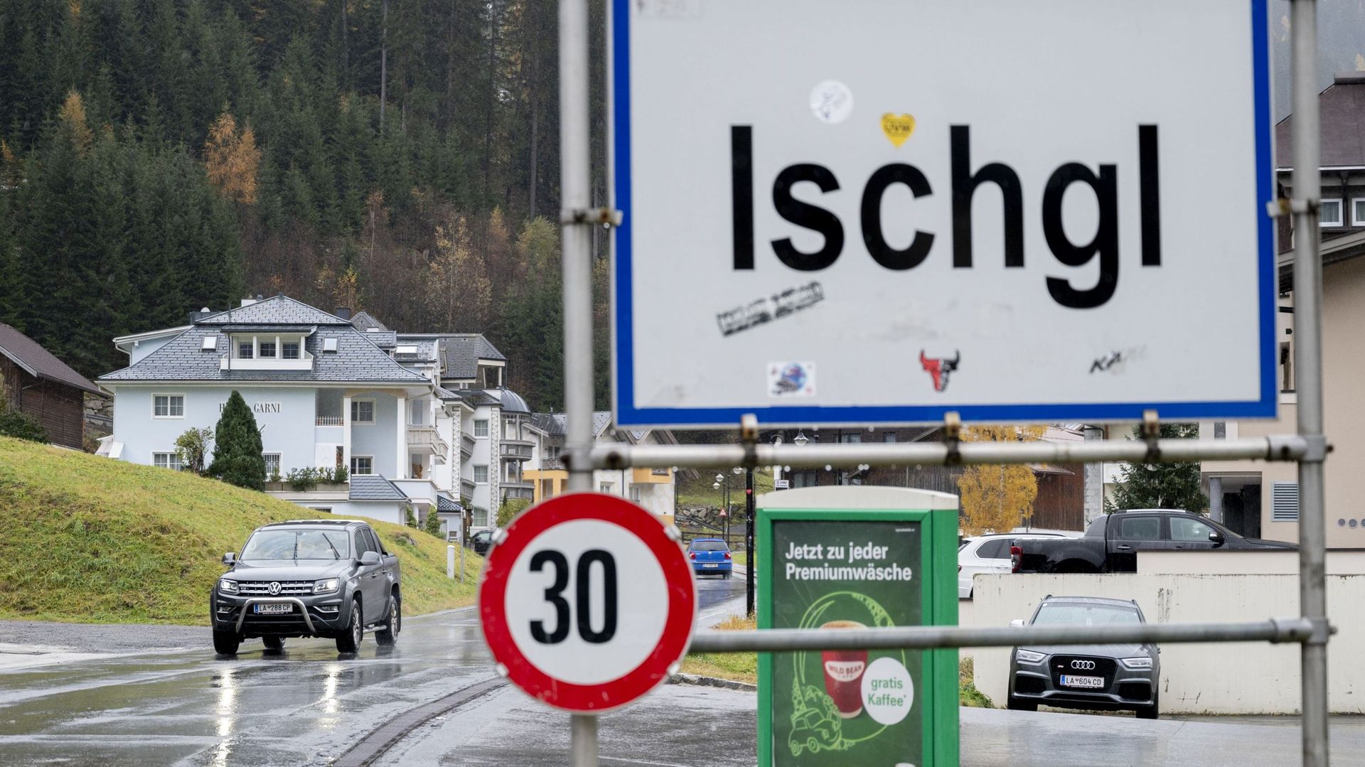 Coronavirus : l'Autriche ouvre ses stations de ski, juste avant un 3e confinement