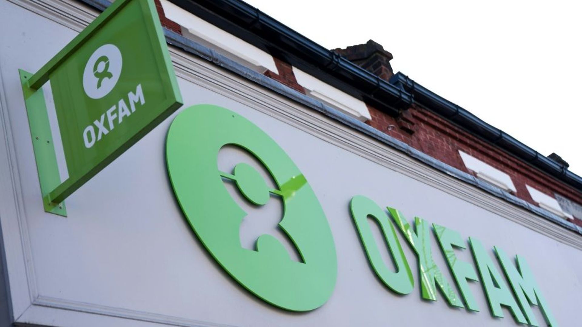 Oxfam confrontée à une vague de critiques.