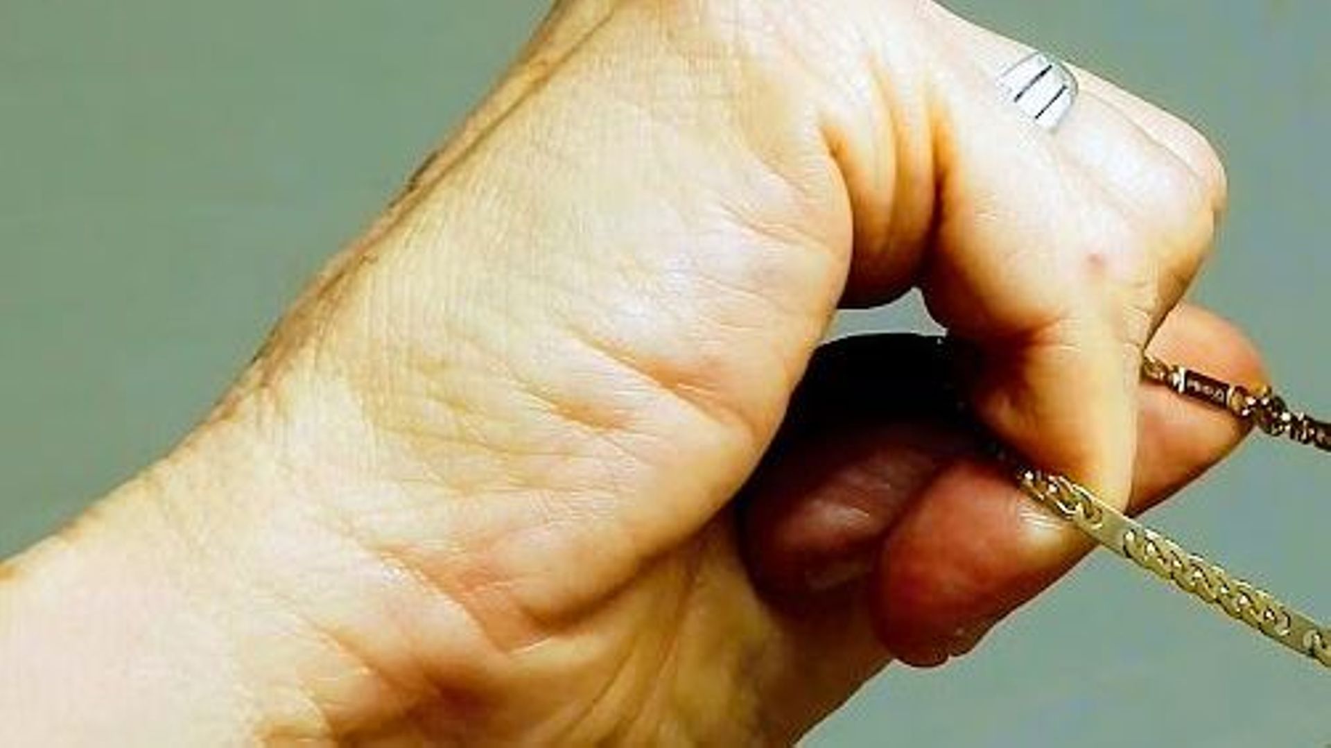 Vol Par Ruse Bruxelles: recrudescence des vols de collier par ruse - RTBF Actus