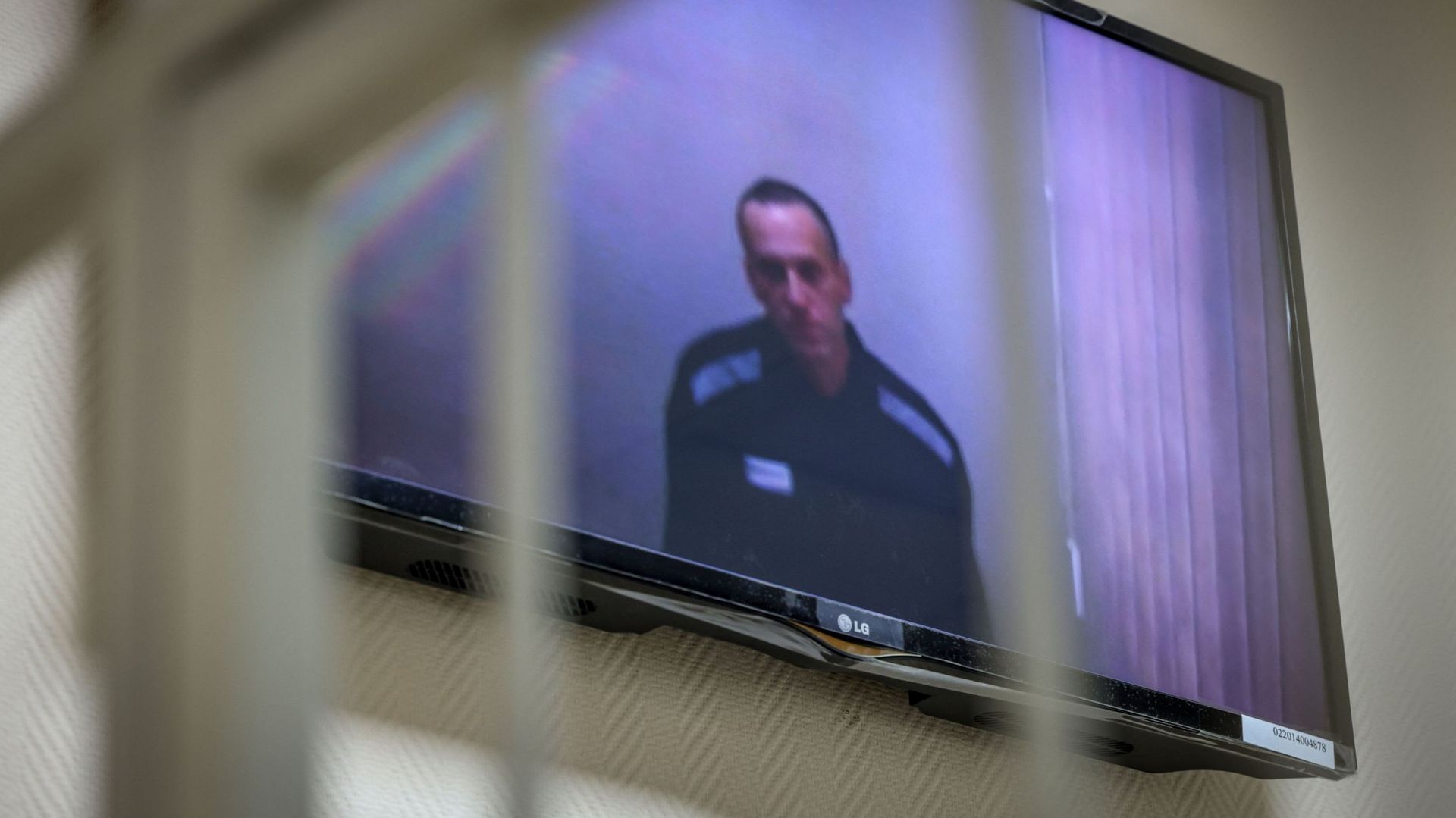 Depuis le 20 février dernier, Alexeï Navalny est incarcéré dans une colonie pénitentiaire située à Pokrov. Il a été condamné à une peine de deux ans et demi de prison.