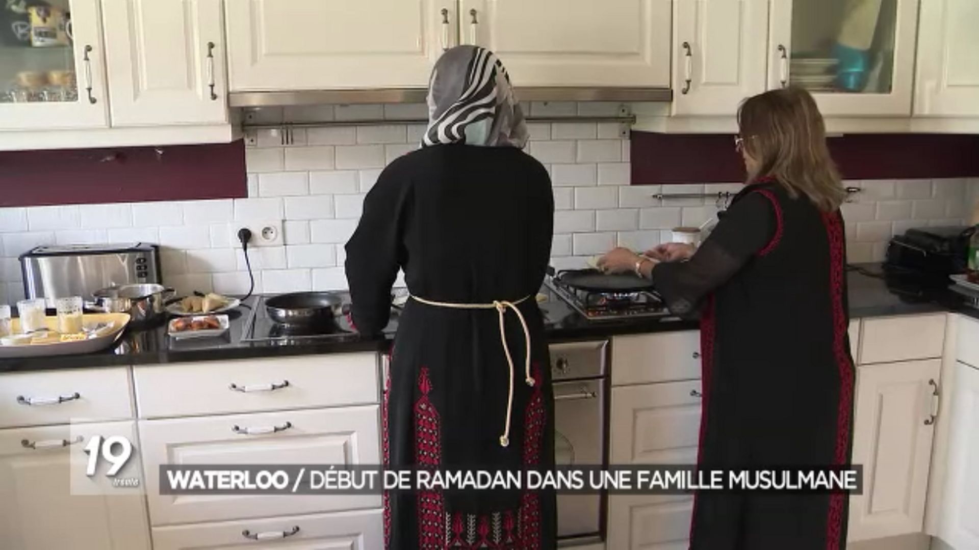 Reportage du JT à l'occasion du début du Ramadan dans une famille de Waterloo  