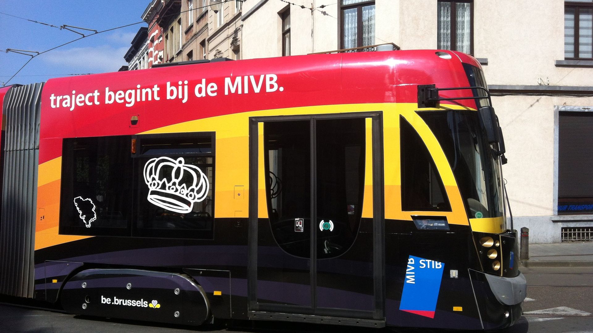 Le Conseil d'Etat suspend un méga-contrat pour des bus STIB - RTBF Actus