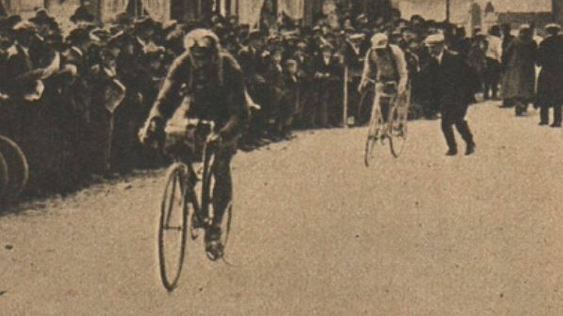 Emile Masson et Jean Rossius au pointage à Arras –
