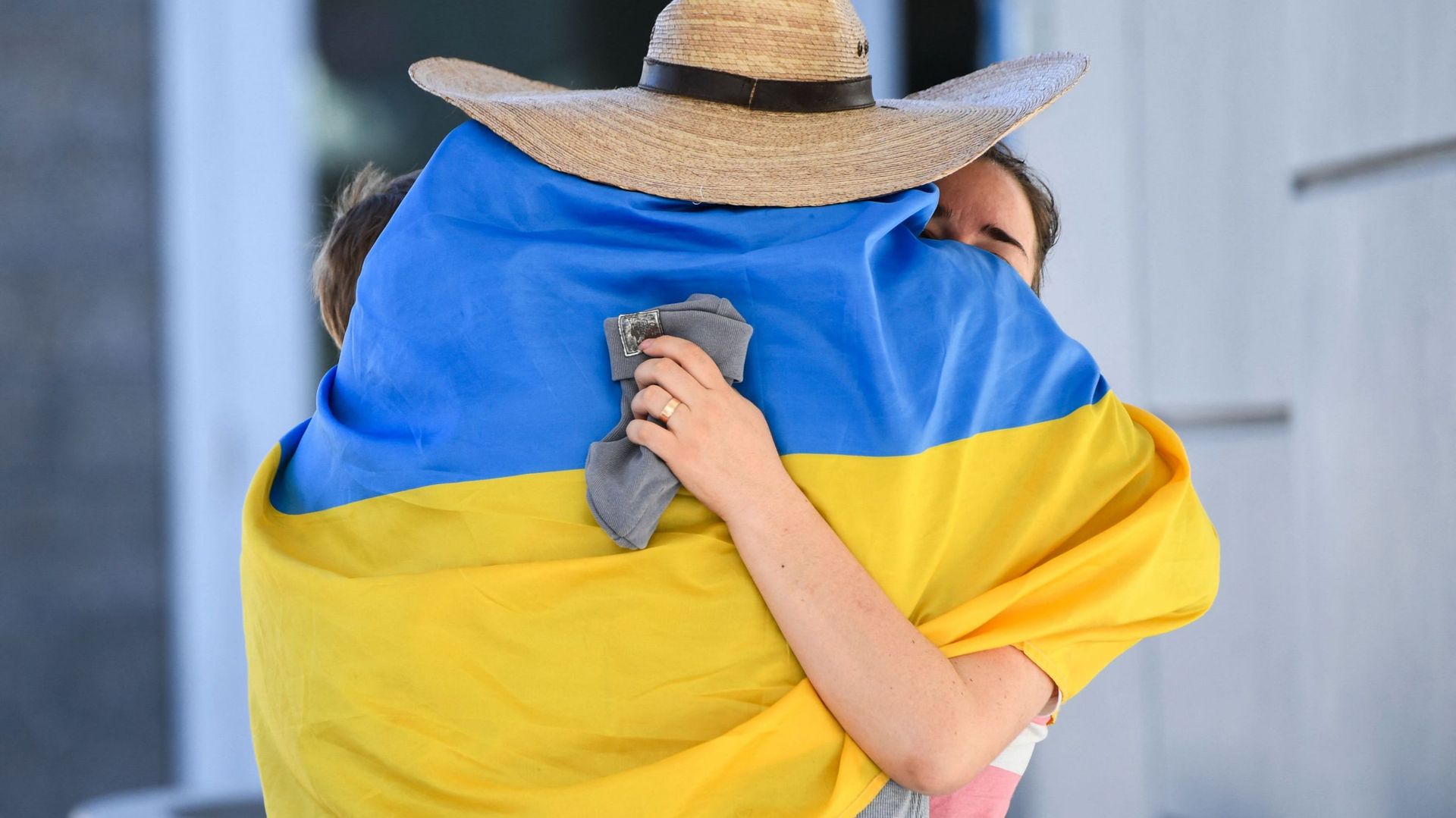 Massive operation helps Ukrainians reach the US from Mexico