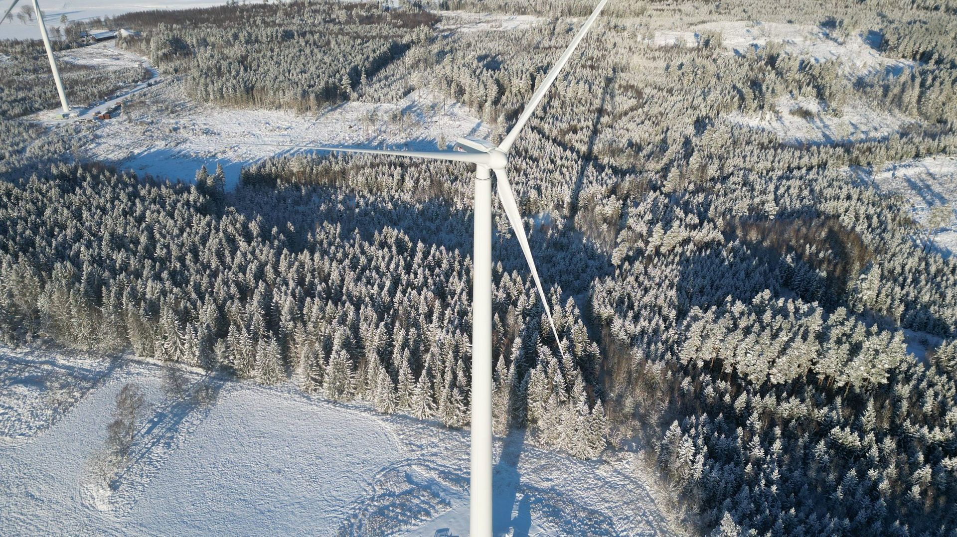 La plus grande éolienne en bois du monde est opérationnelle